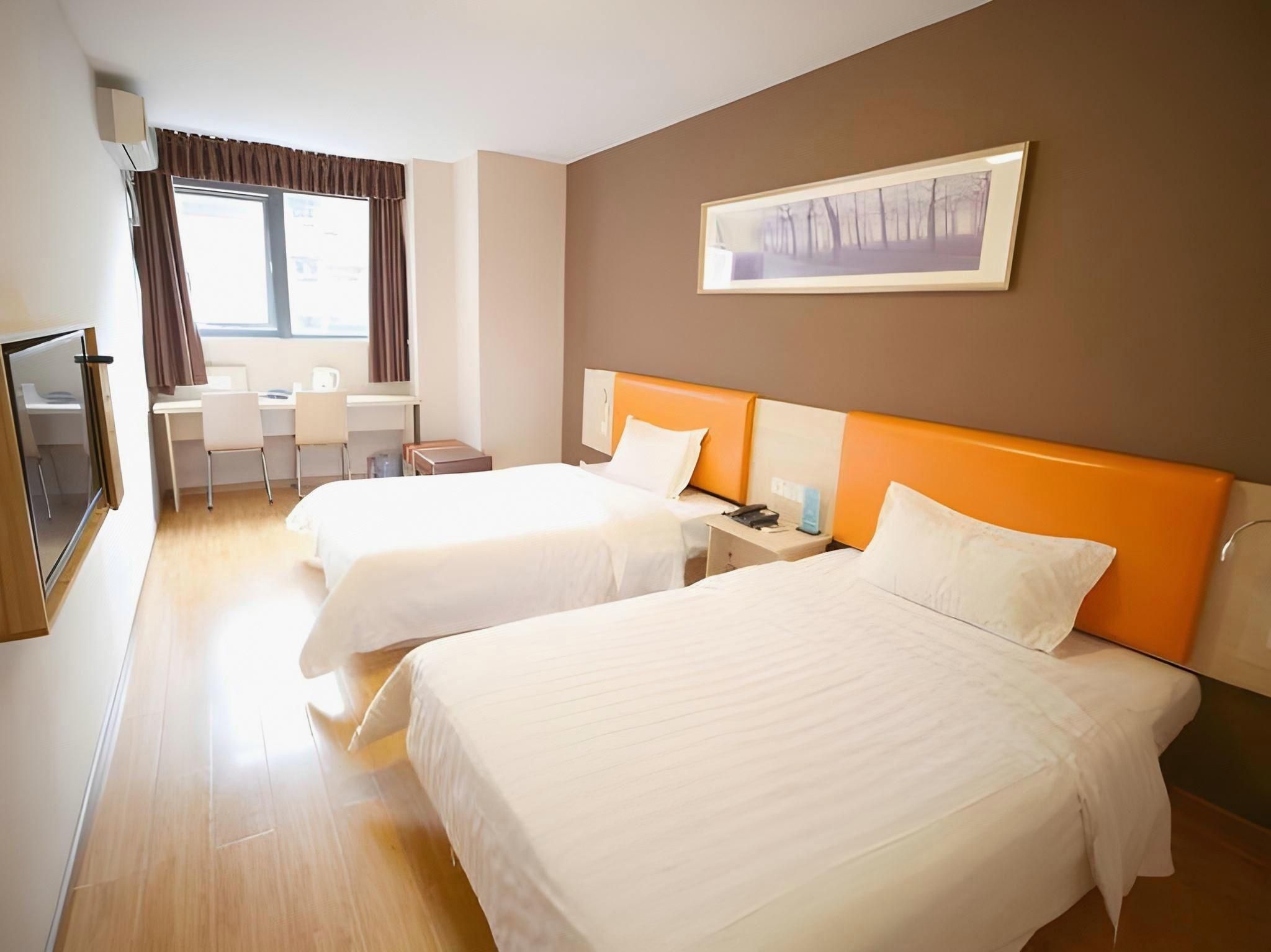 WH - Traditional Bed Room