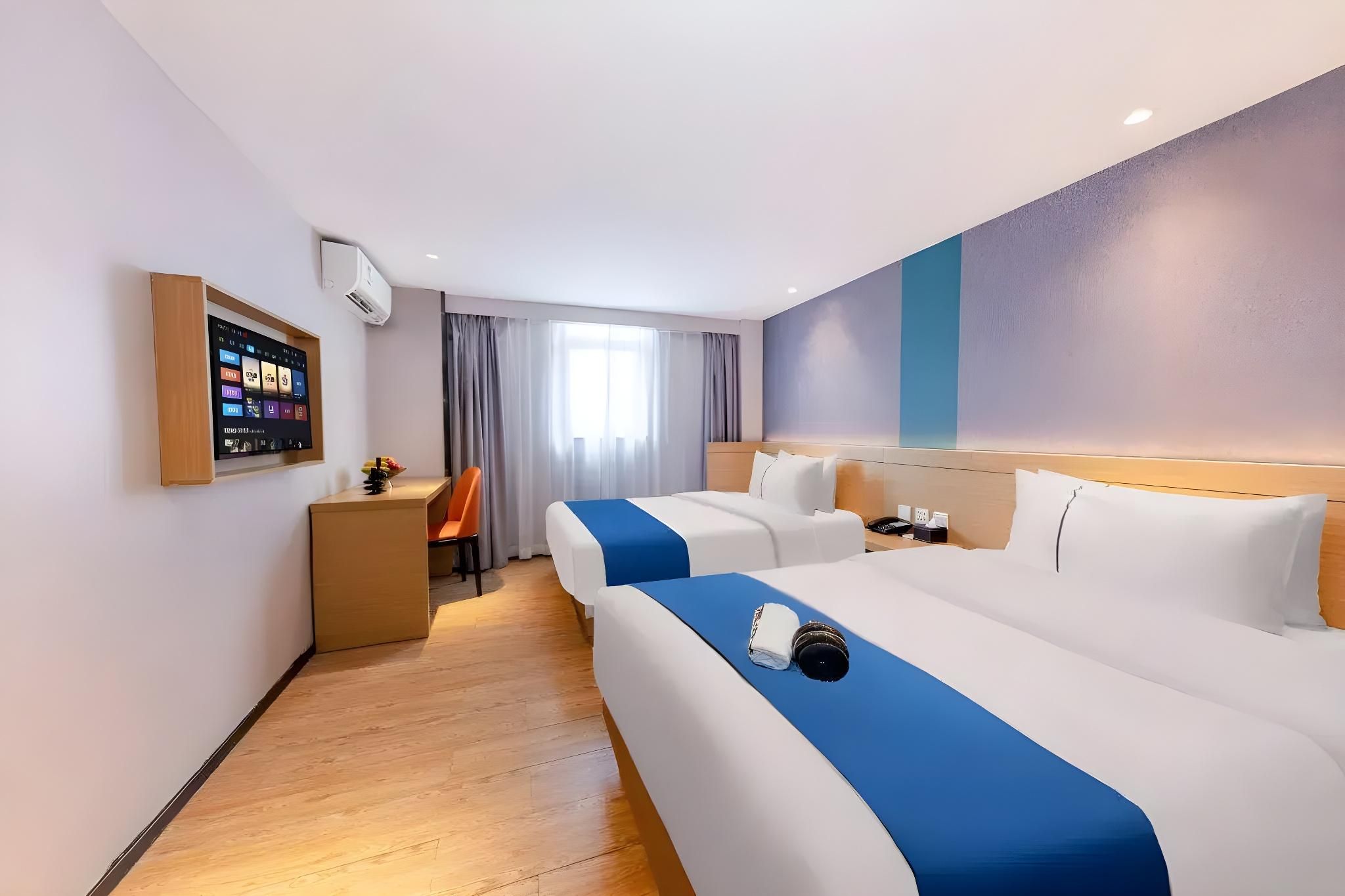 2 Bed Twin Superior Room