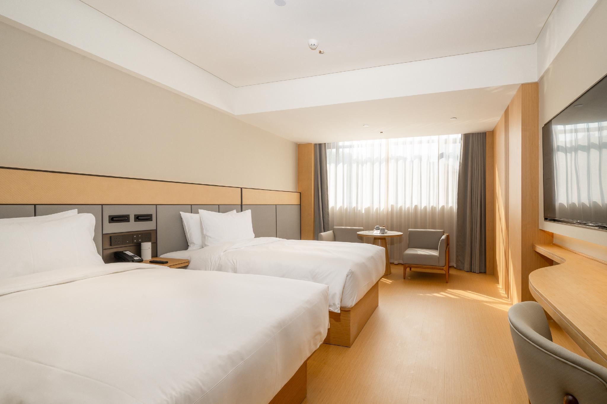 Twin Business Room