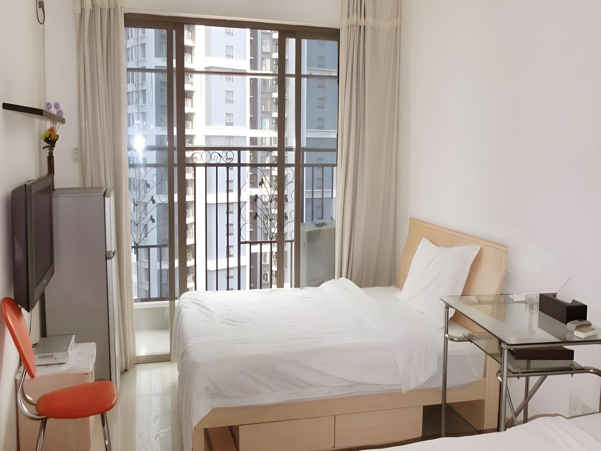 Superior King Bed