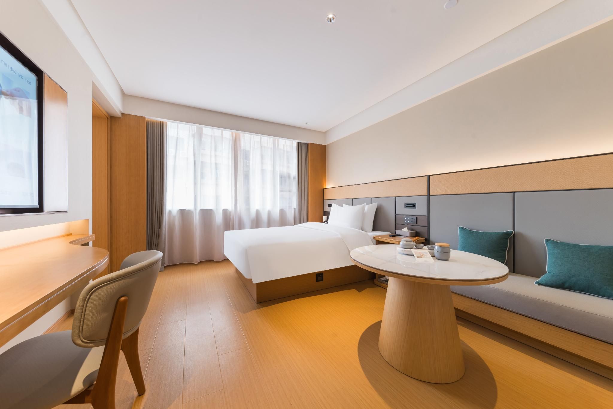 Huazhu - Family Room