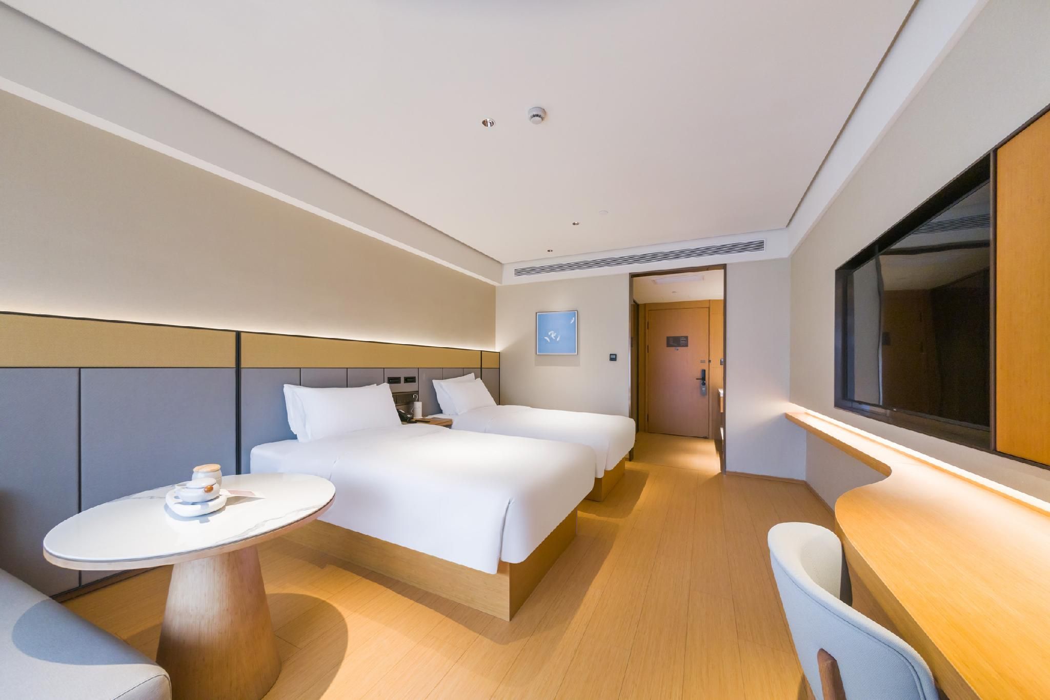Twin Bed Room
