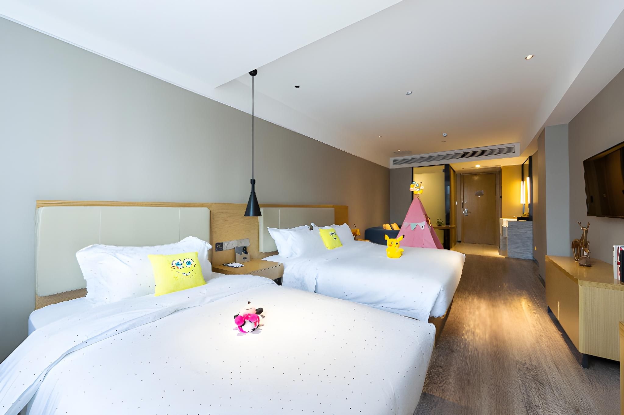 Dossen - Family Room