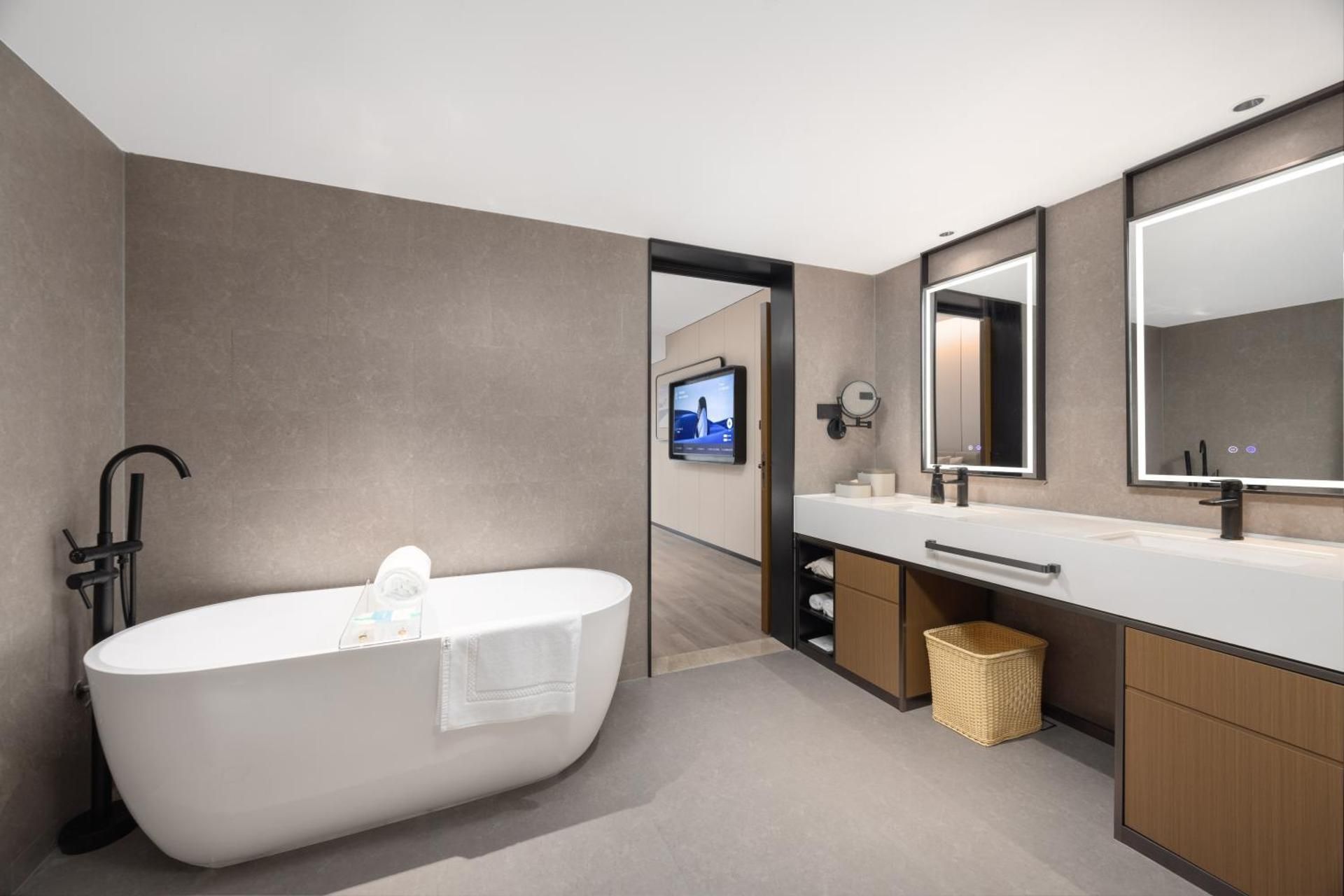 Premier Suite