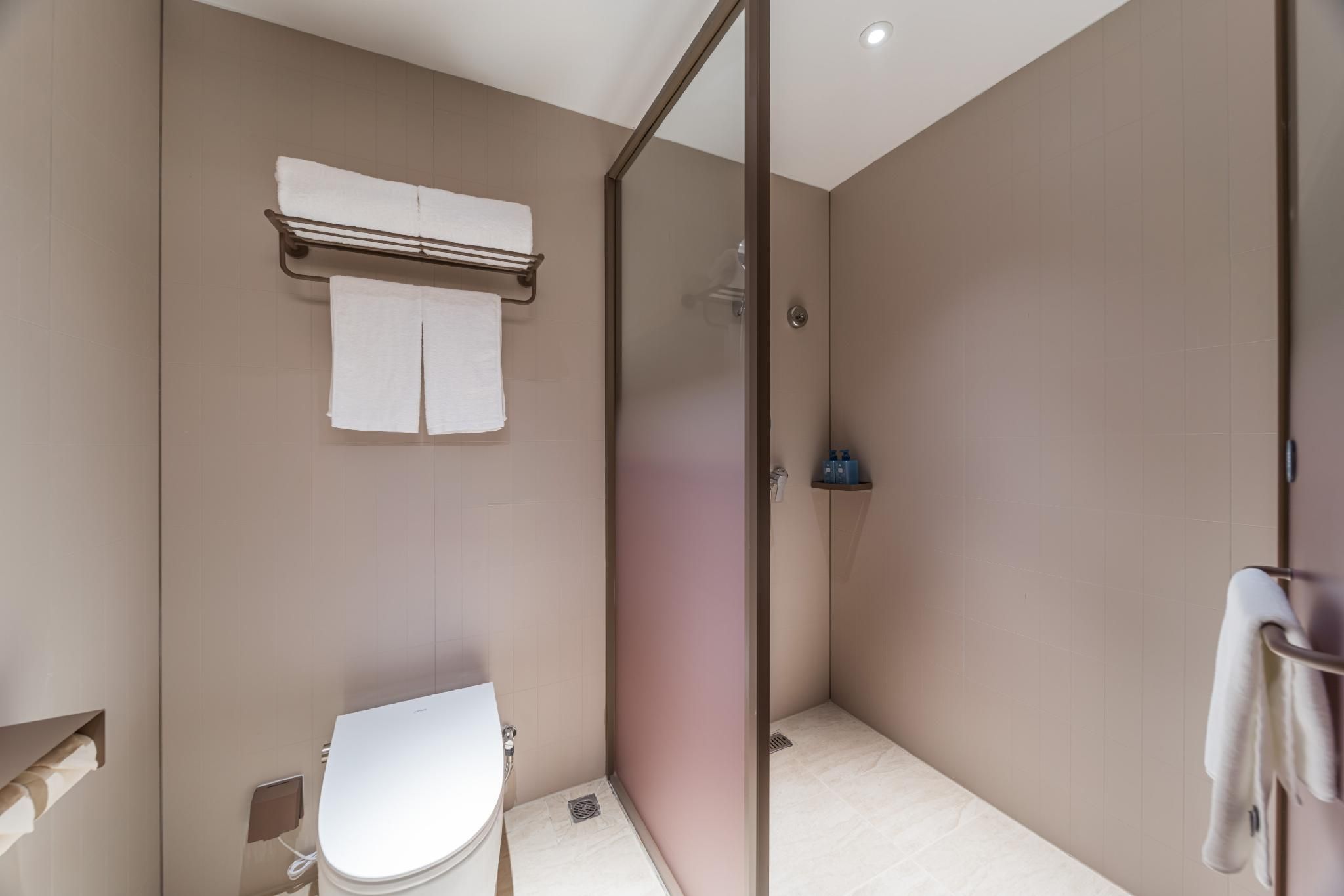 Hanting Hotel Guangzhou Huangpu Science City Luogang Metro Station Superior Room Queen 3