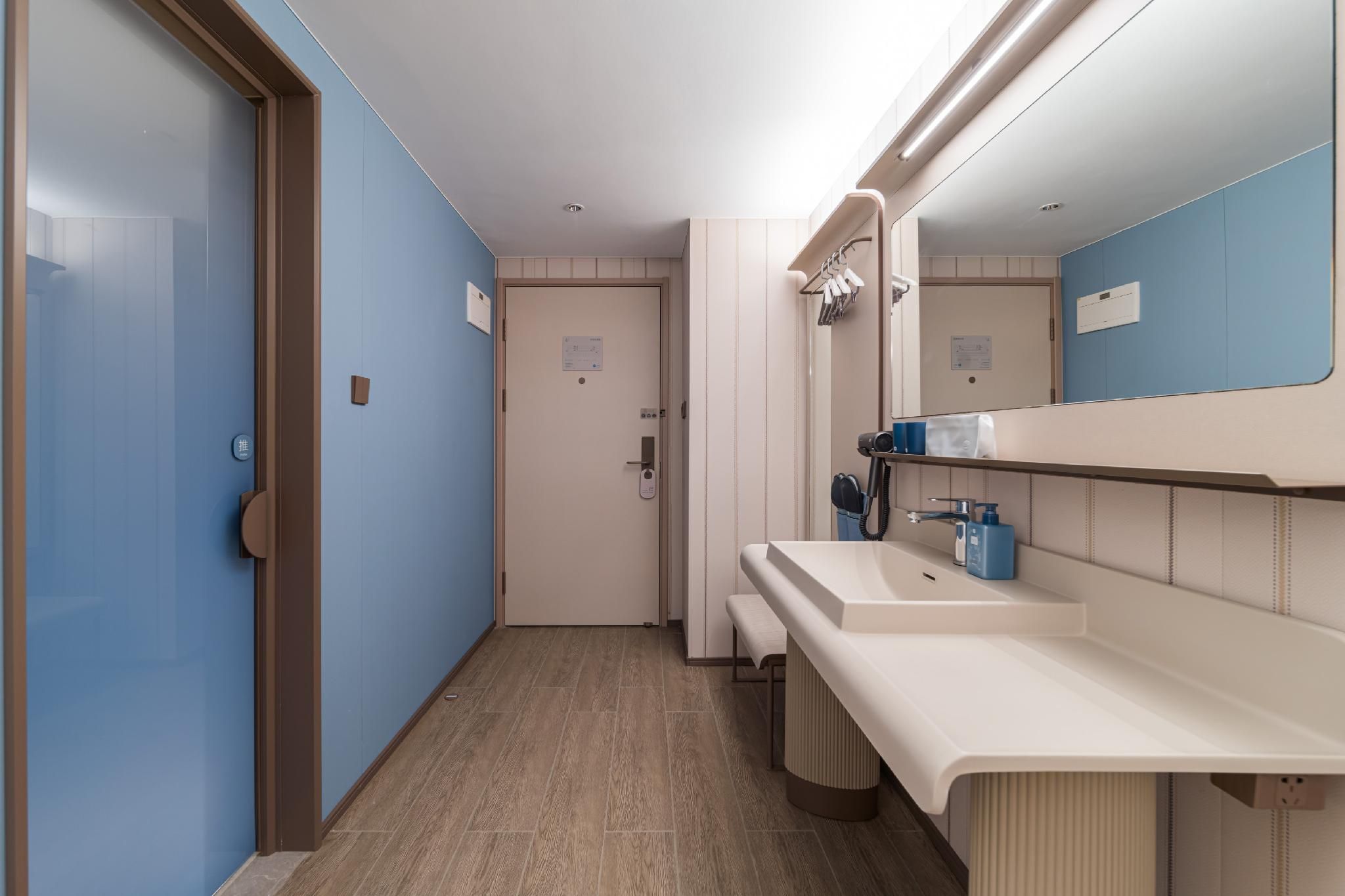 Hanting Hotel Guangzhou Huangpu Science City Luogang Metro Station Twin Business Room 3