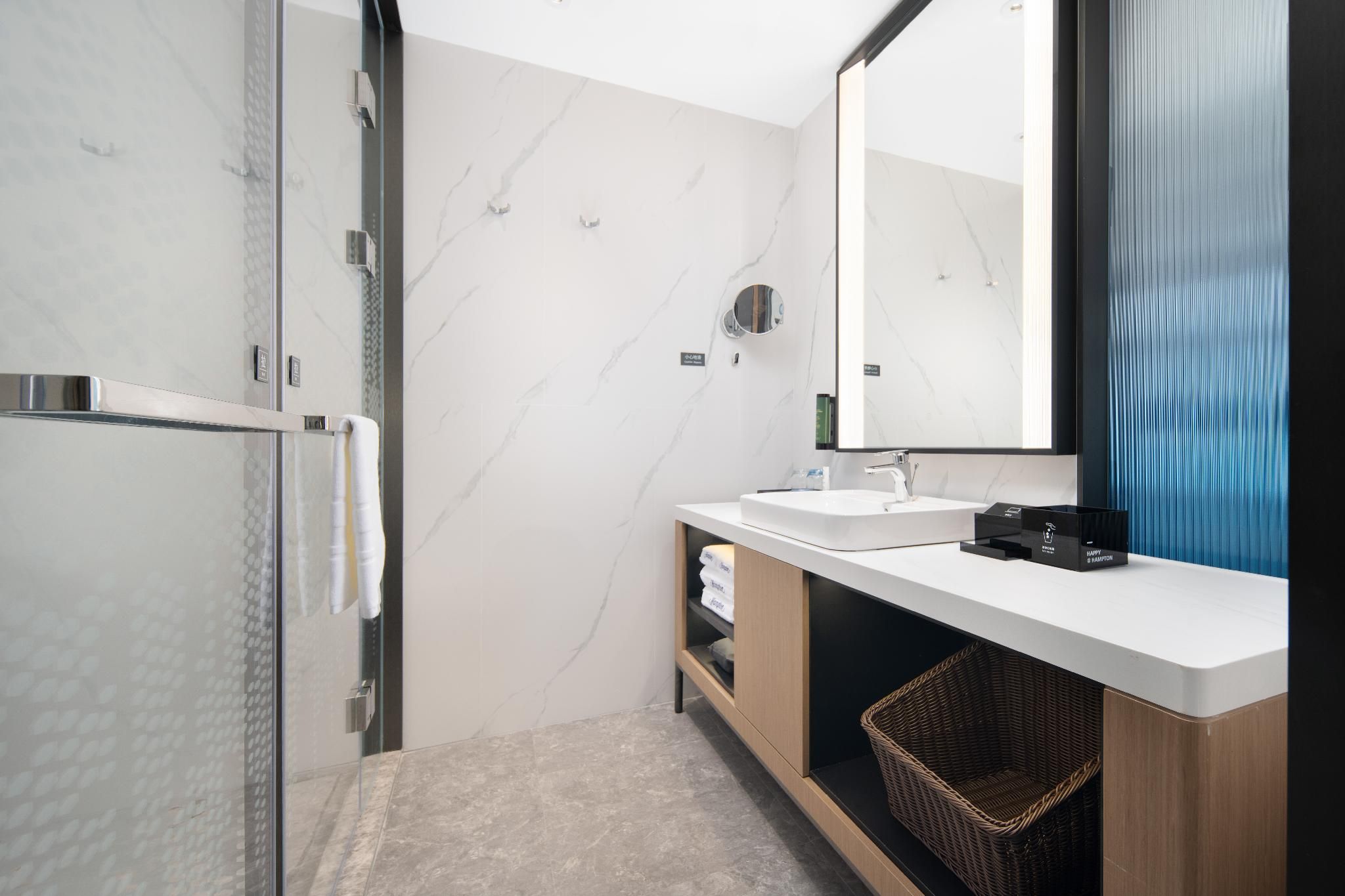 2 Bed Twin Superior Room