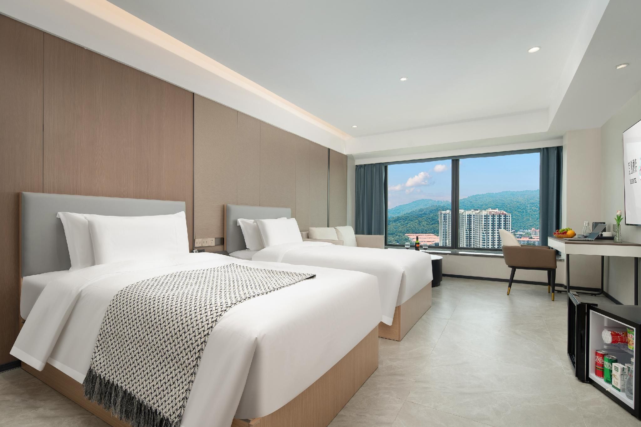 2 Bed Twin Superior Room