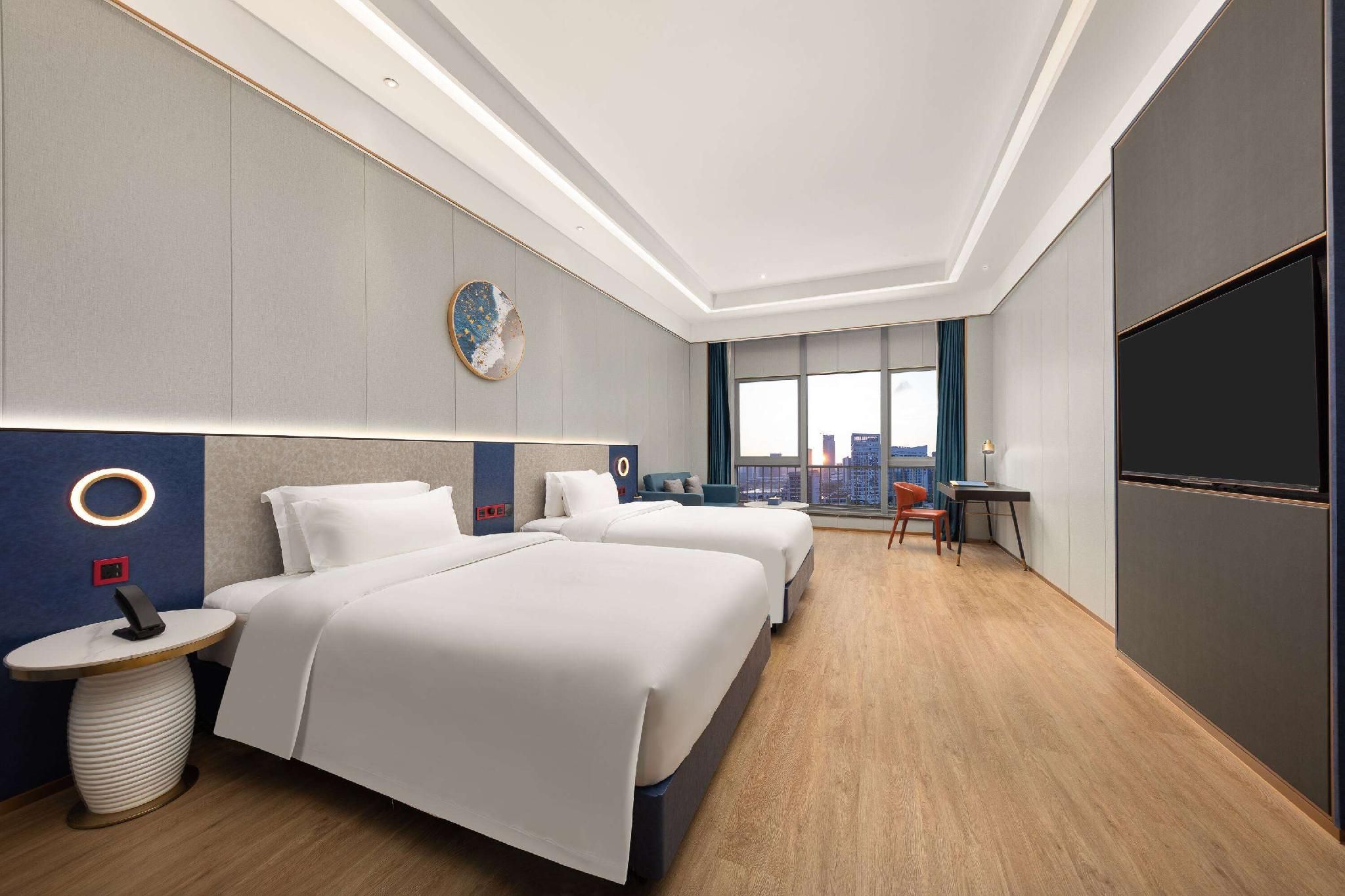 2 Double Beds, Deluxe Room, Non-Smoking
