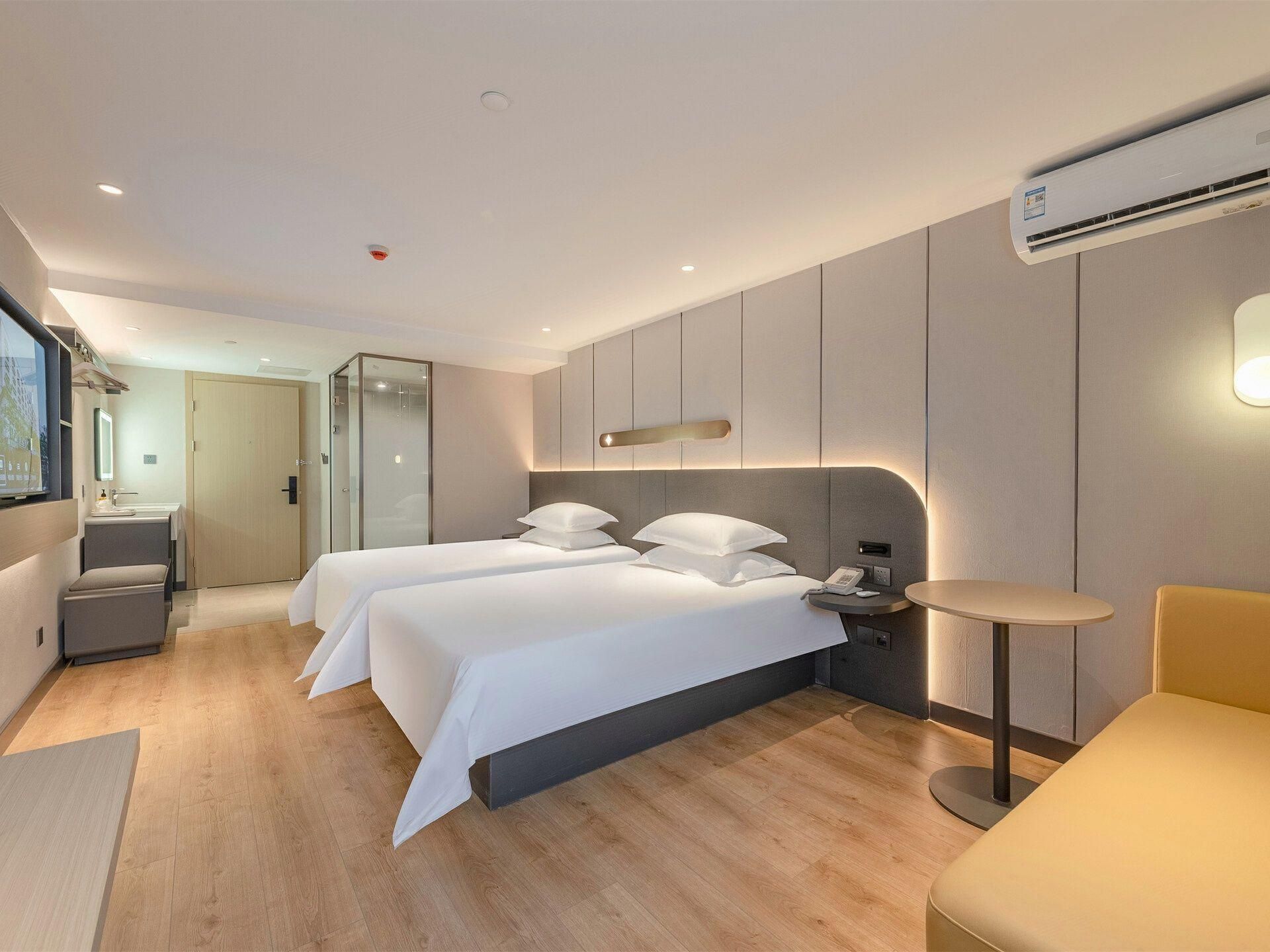 WH - Xingxuan Superior Twin Room