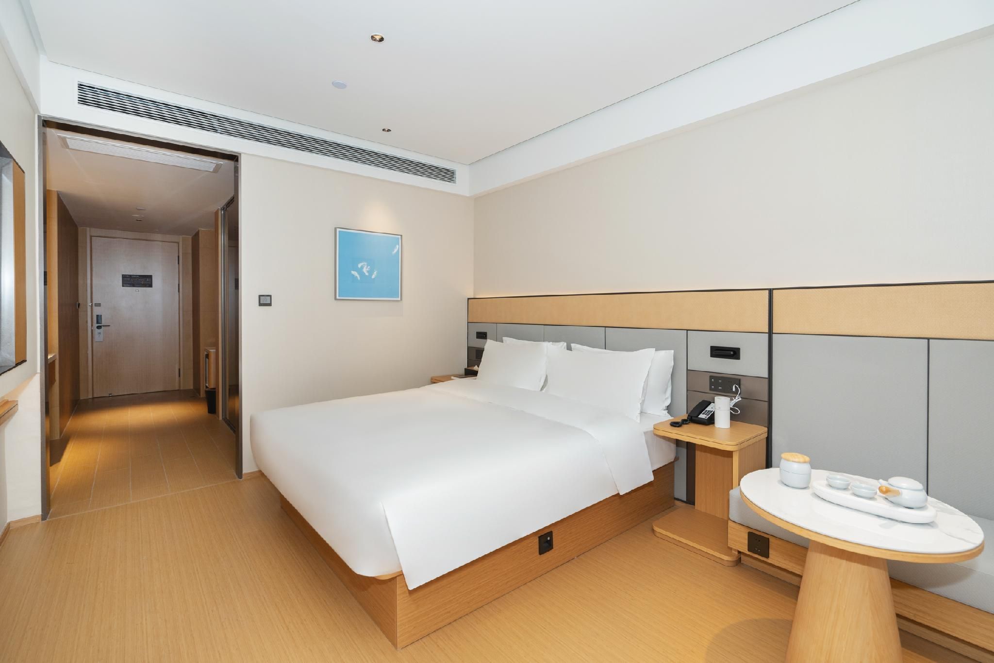 Huazhu - Superior BedRoom