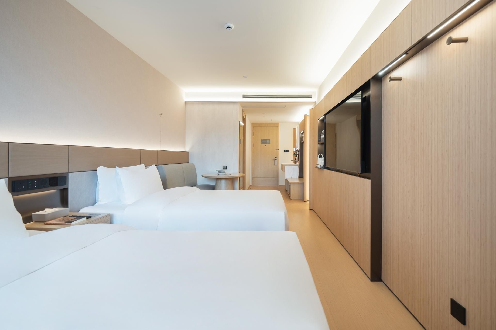 Twin Business Room