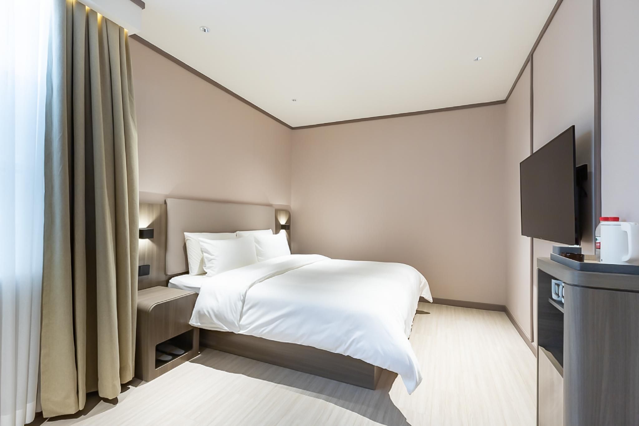 Huazhu - Superior Bed Room A
