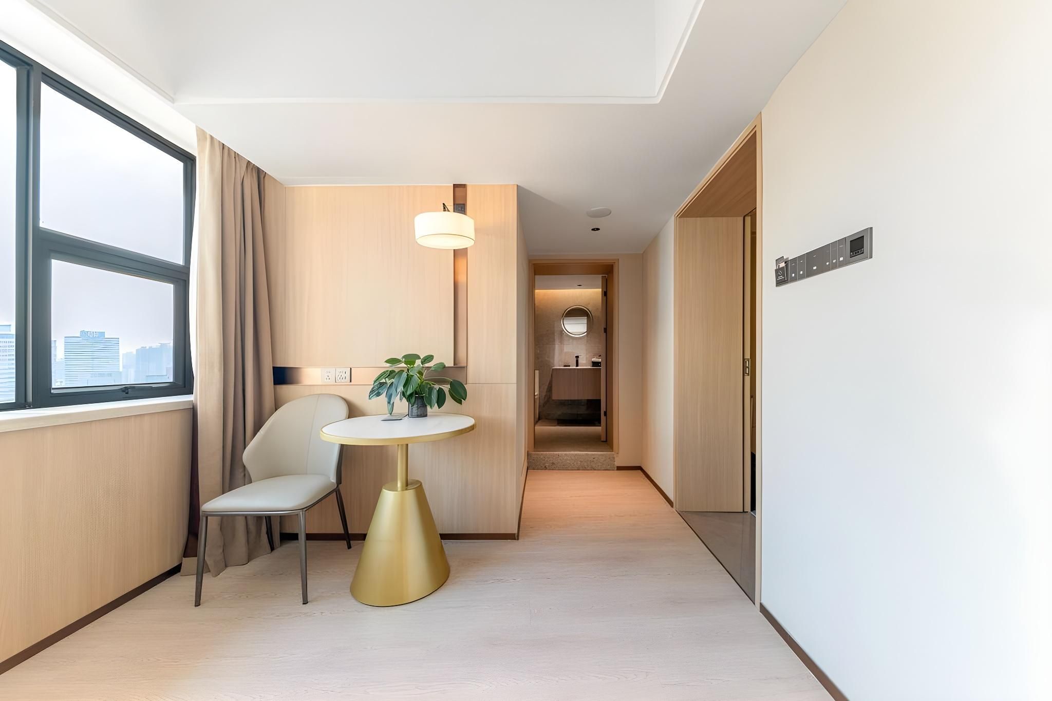 Executive Single Small Suite