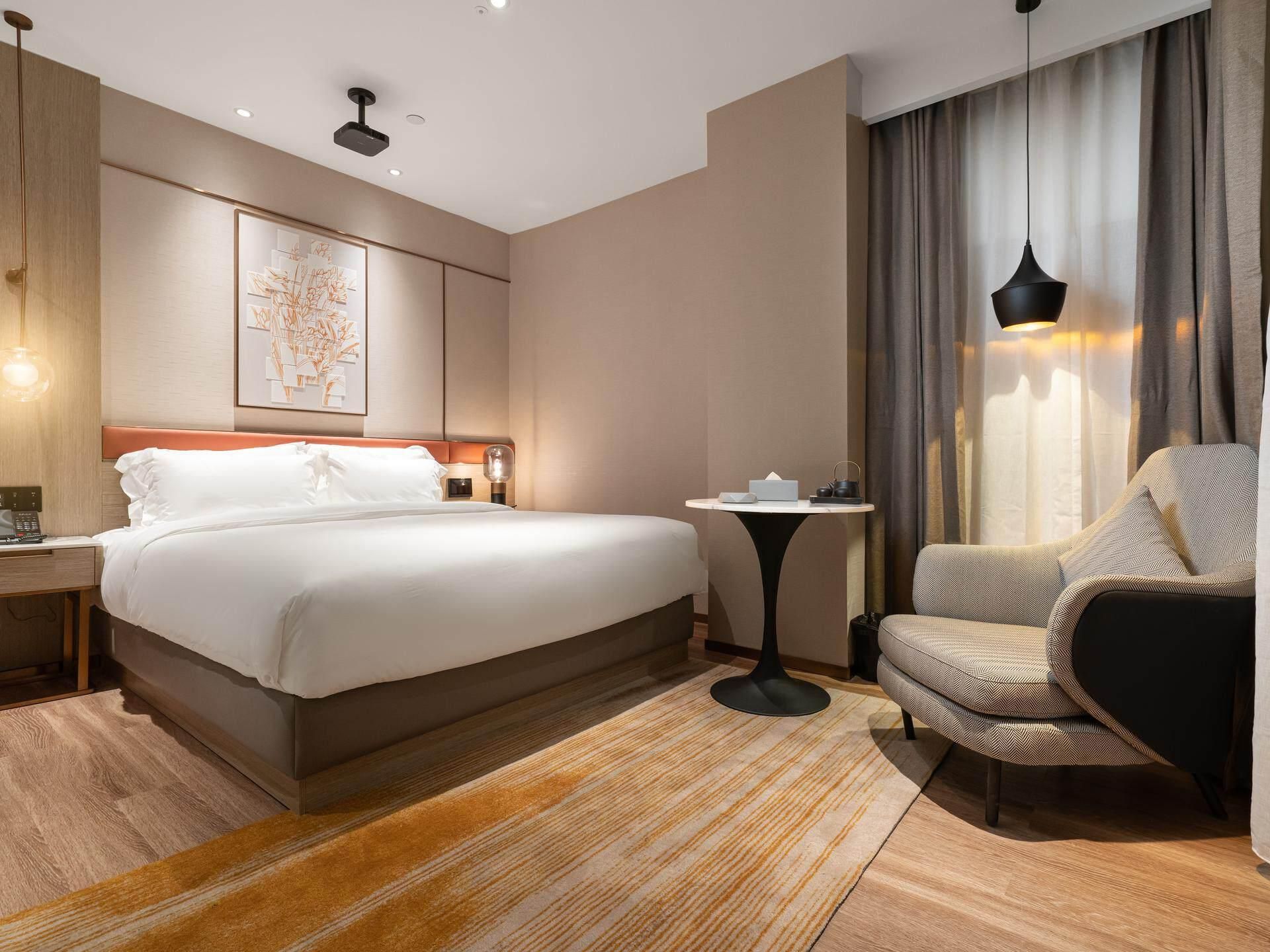 WH - One Bed L Cinema Room