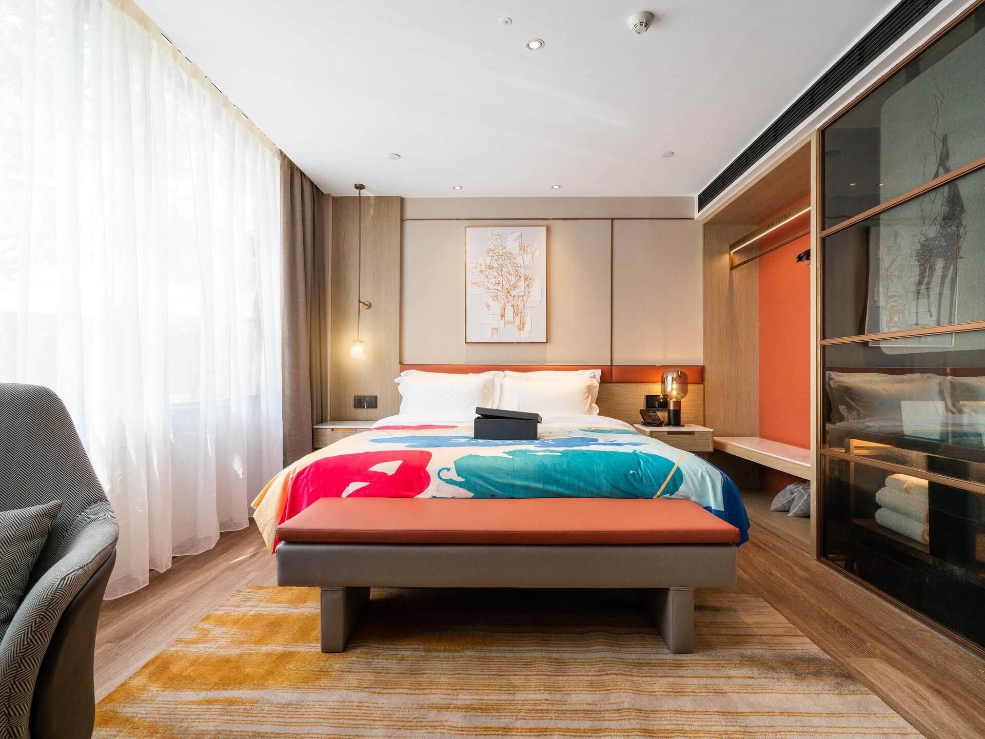 WH - Caidan Room