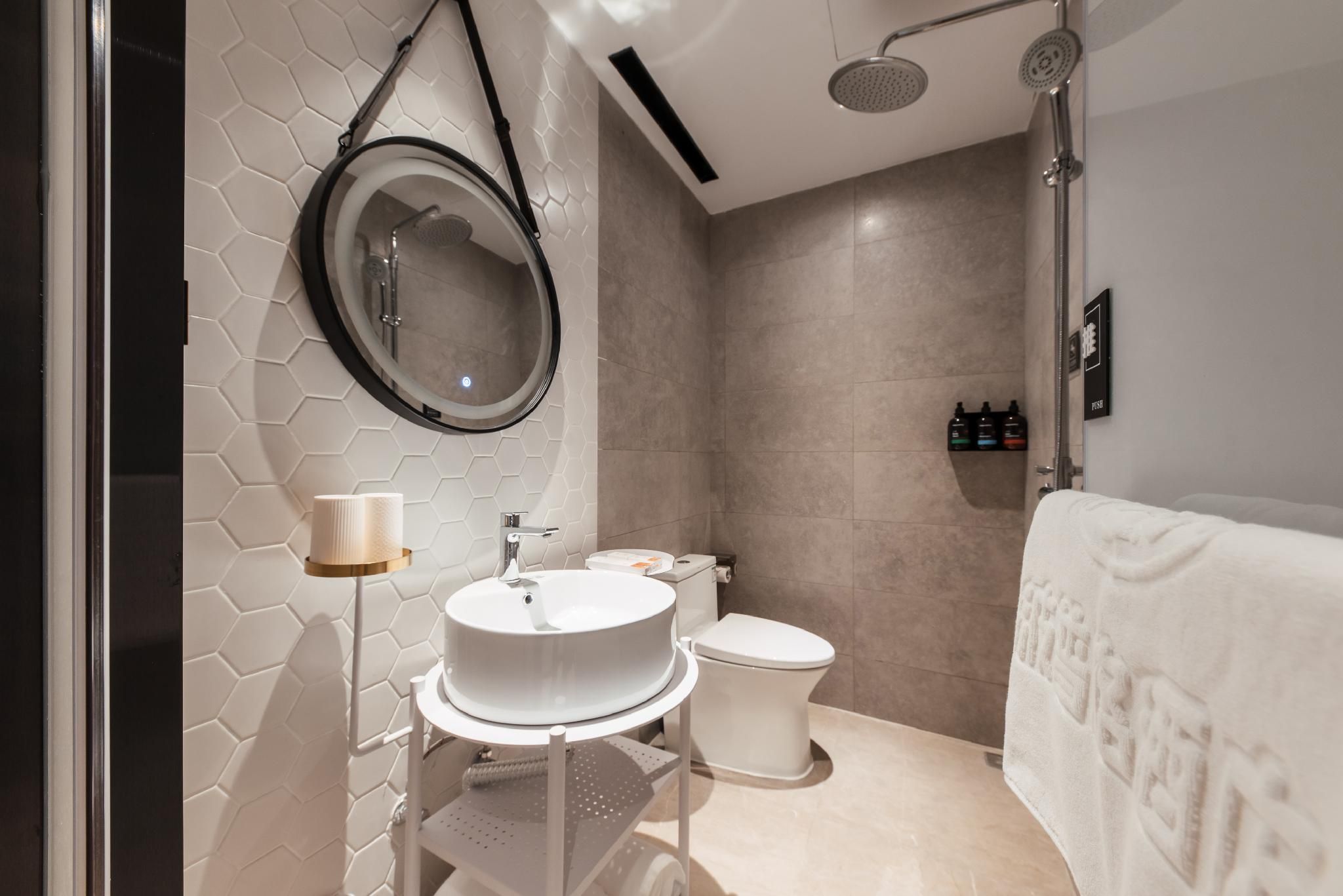 PLOG Poper Hotel - Guangzhou, Beijing Road Pedestrian Street Dharma Temple Comfort Queen Room 3