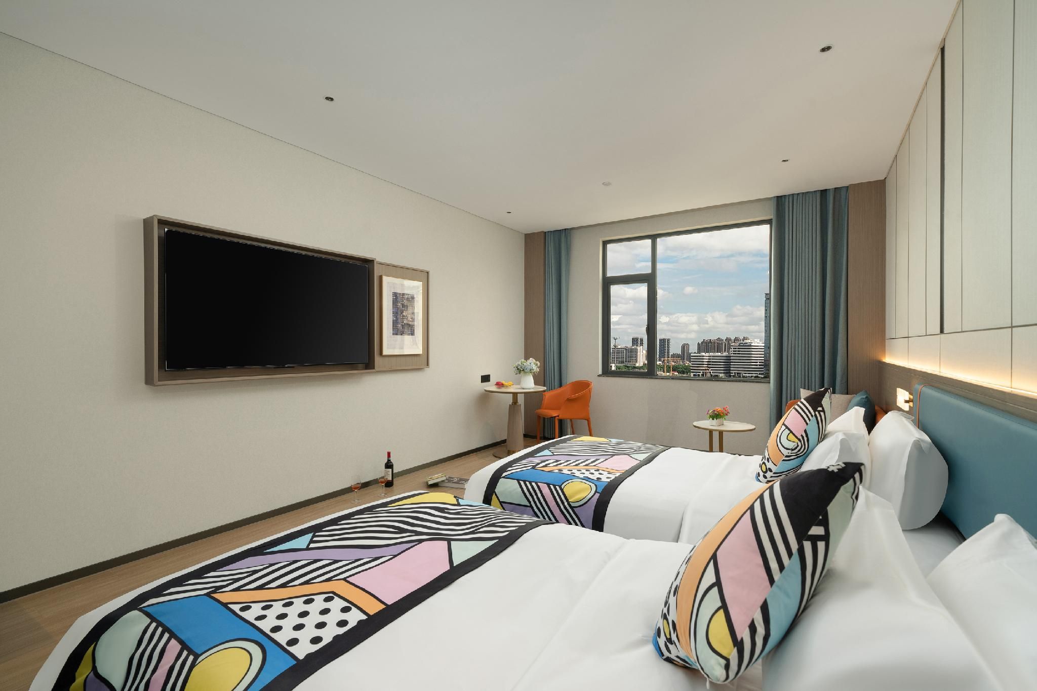 Deluxe Plus Twin Room