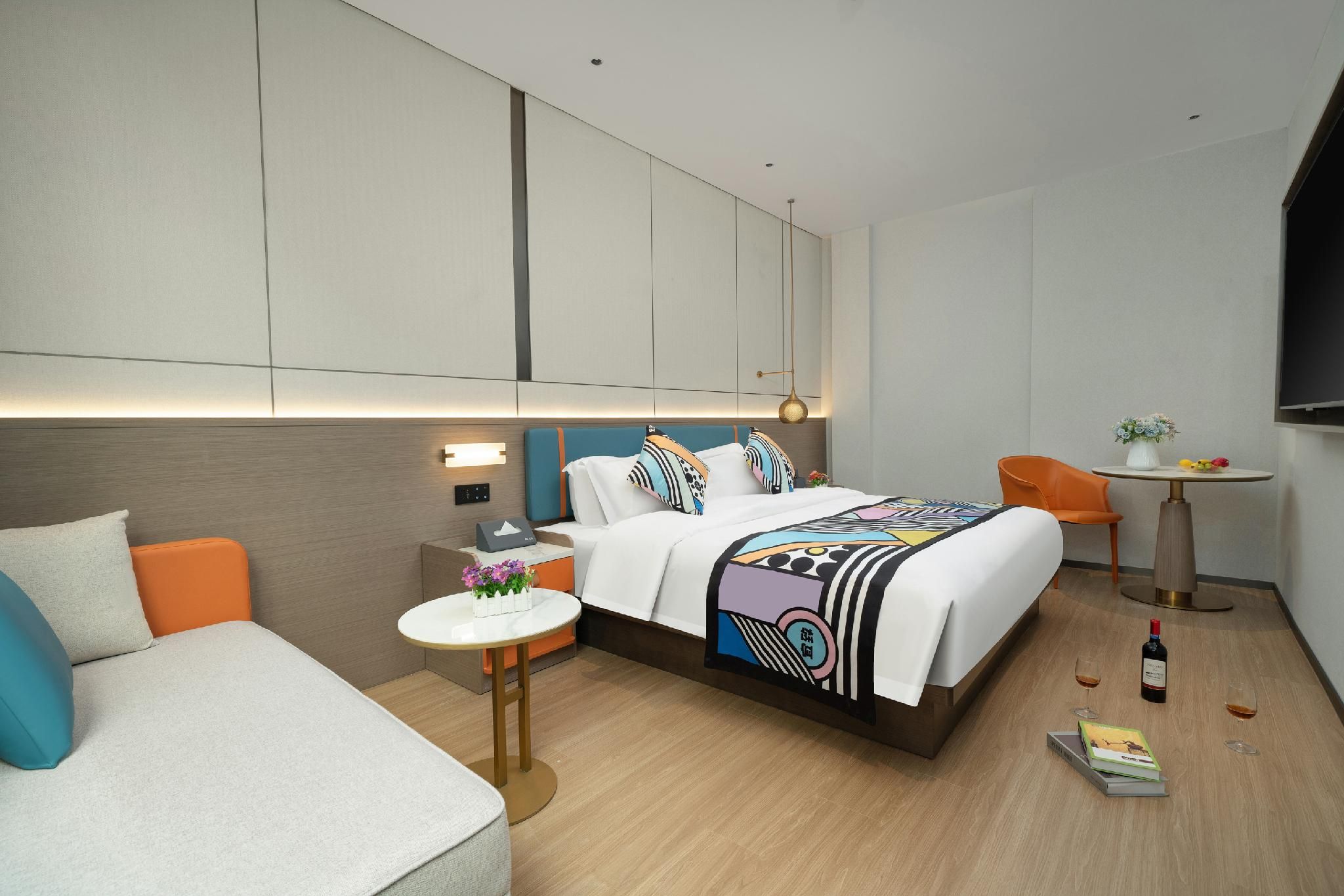 Commerce Heritage Queen Room