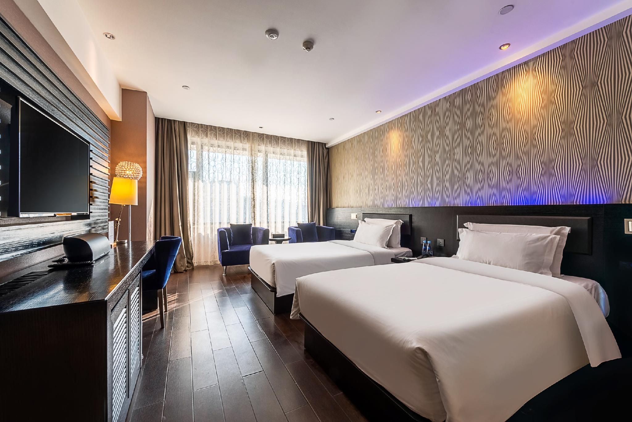 Huazhu - Business Twin Room