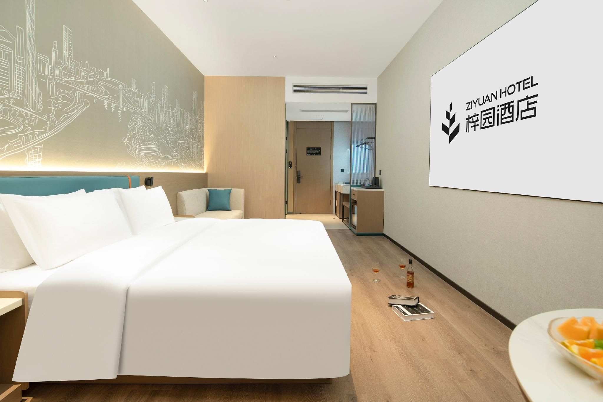 Commerce Heritage Queen Room