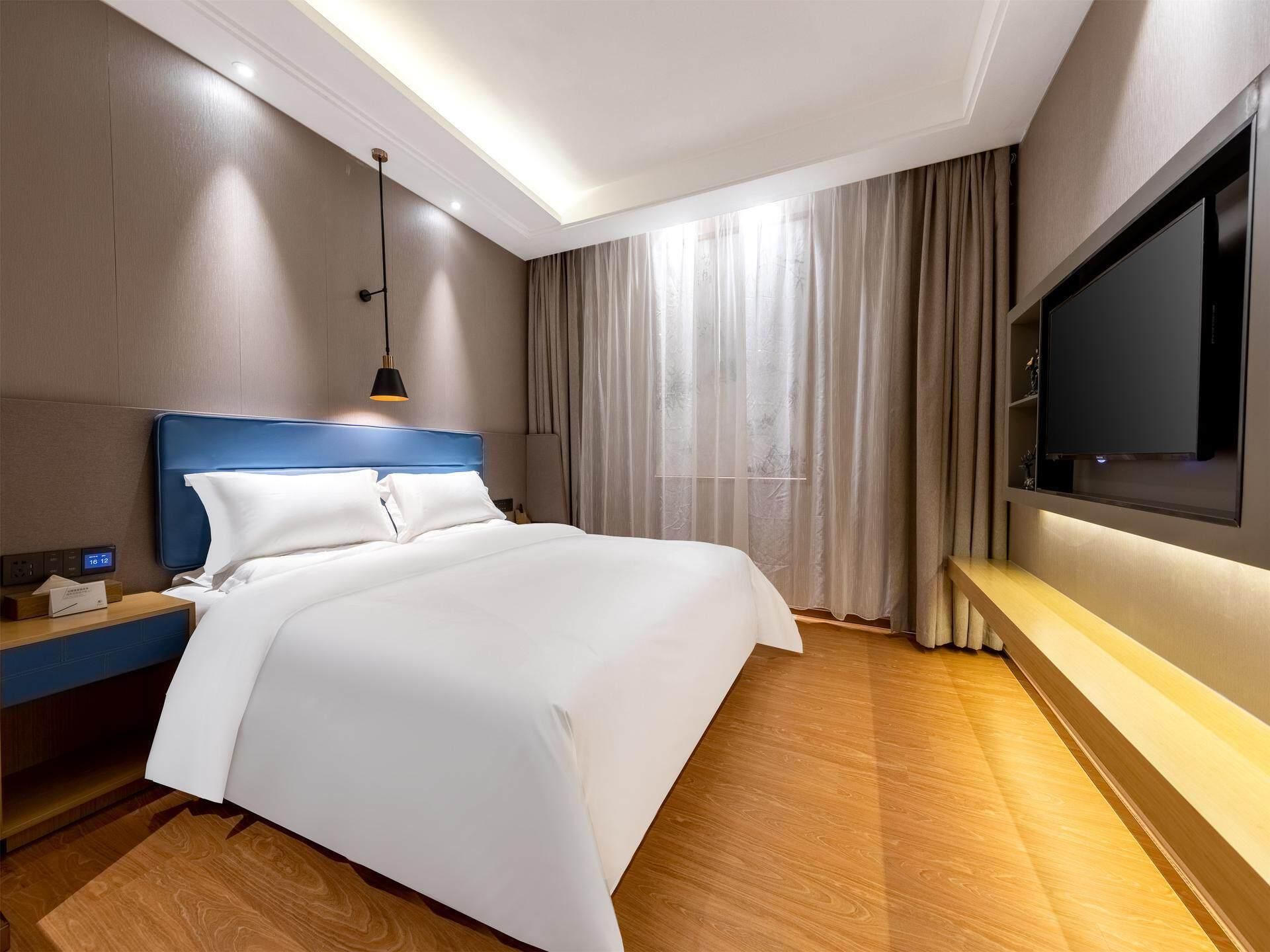 Preferred King Room