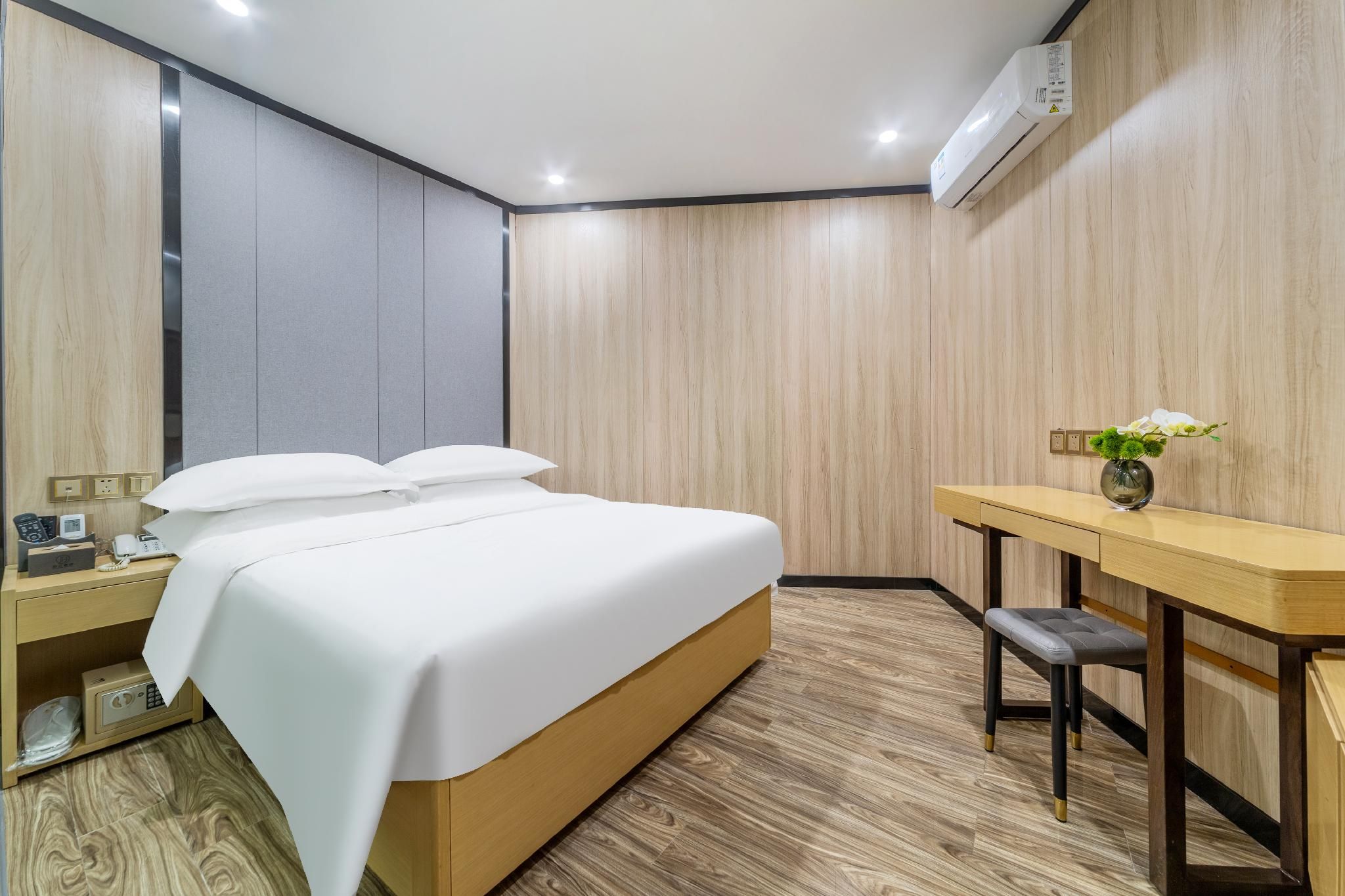 Special Queen Room