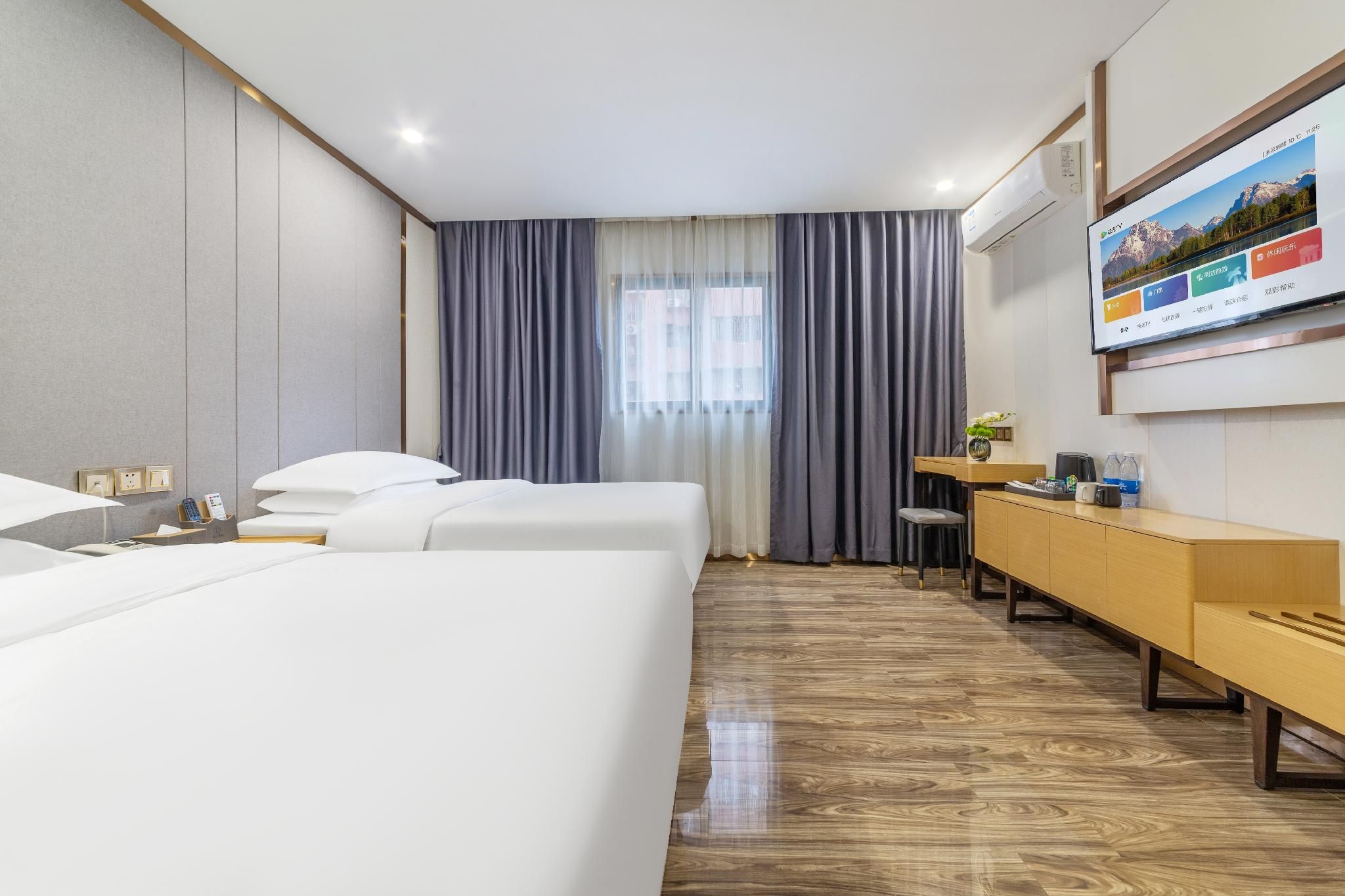 2 Bed Twin Superior Room