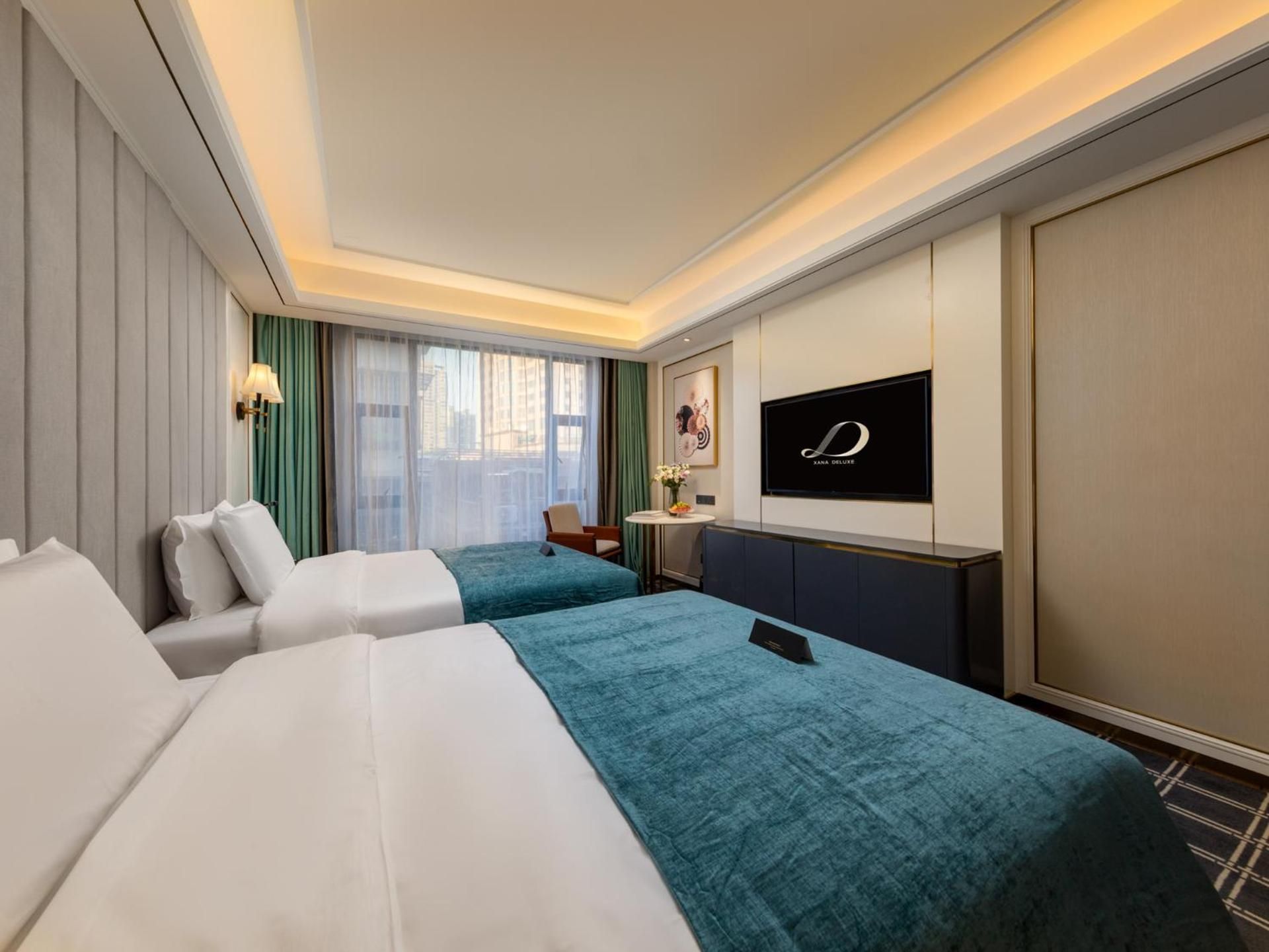 WH - Deluxe Room Twin