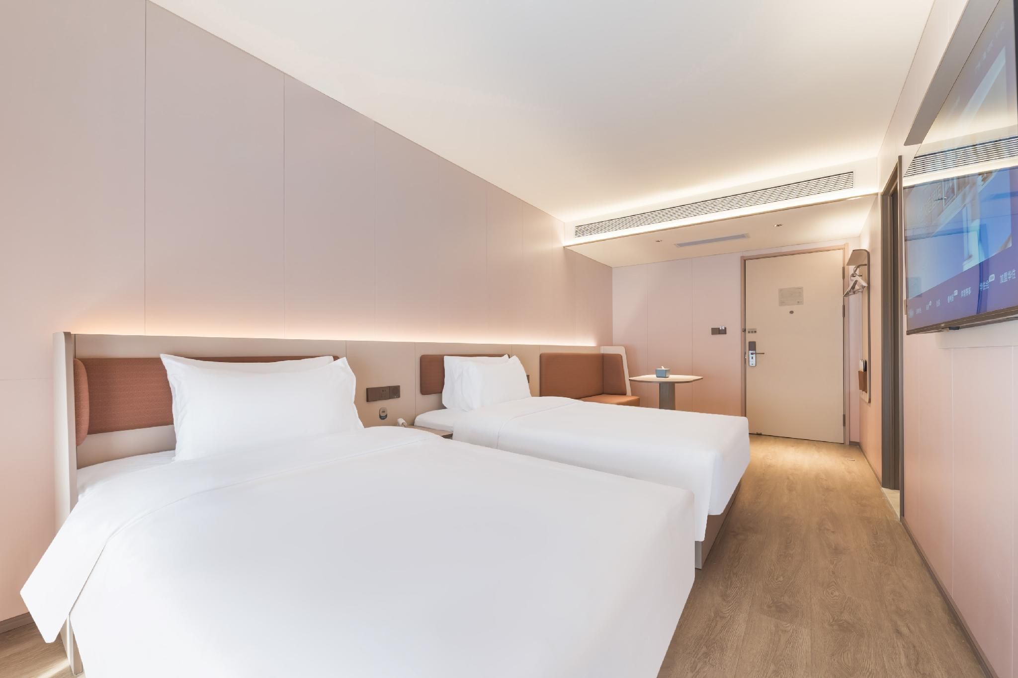 Twin Superior Room