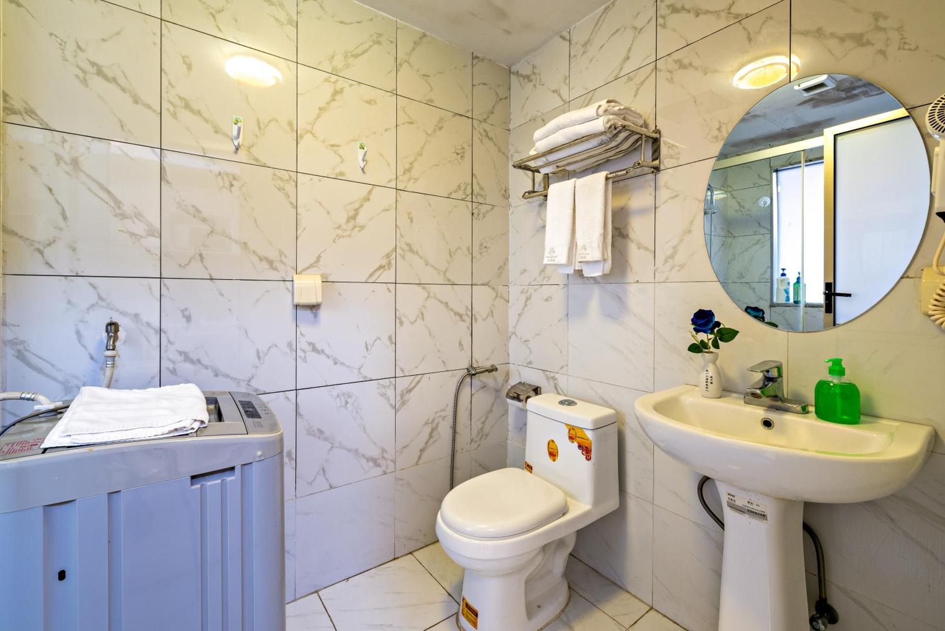 Three-Bedroom Apartment - High Floor