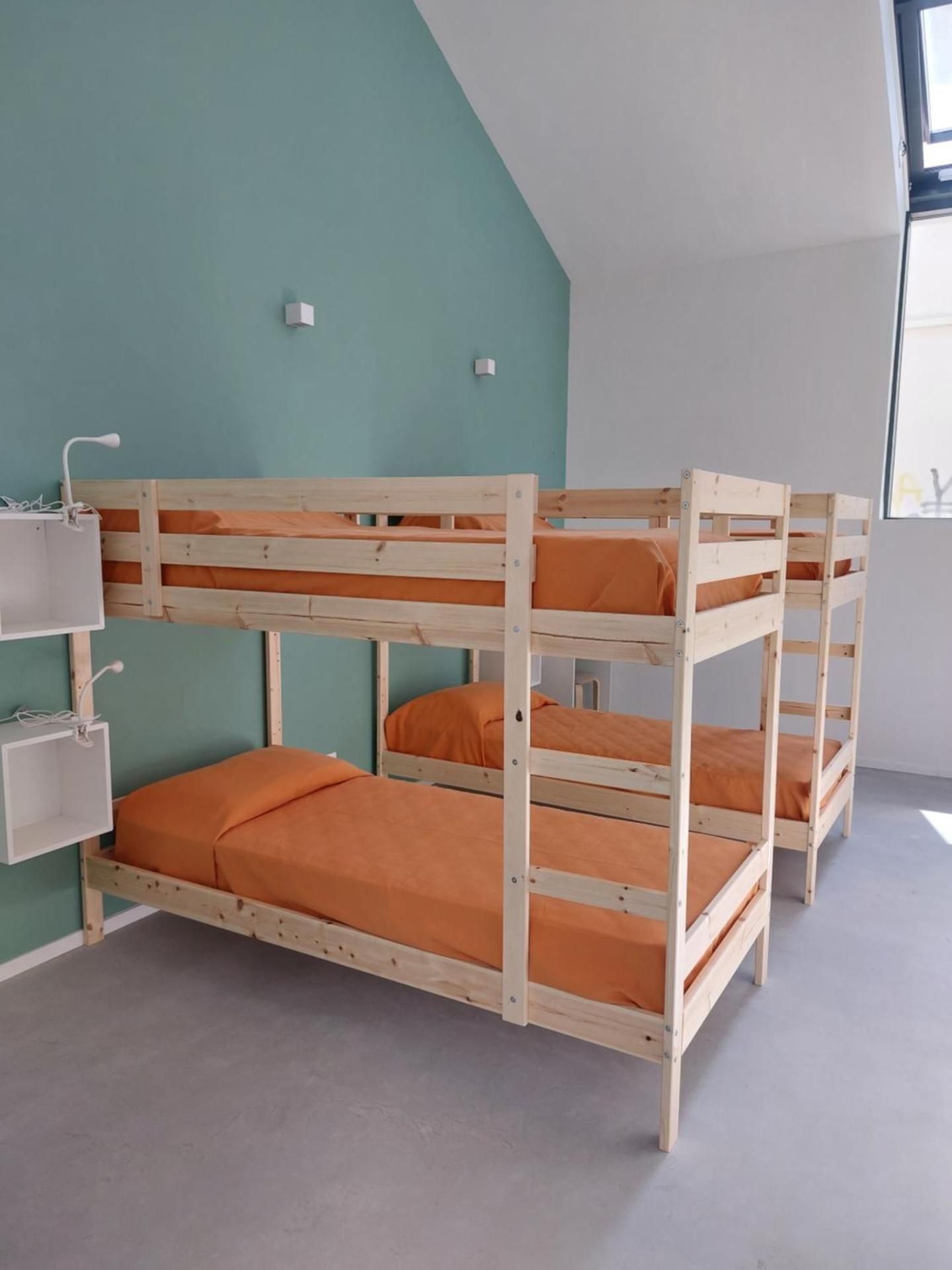 Bed in 4-Bed Mixed Dormitory Room