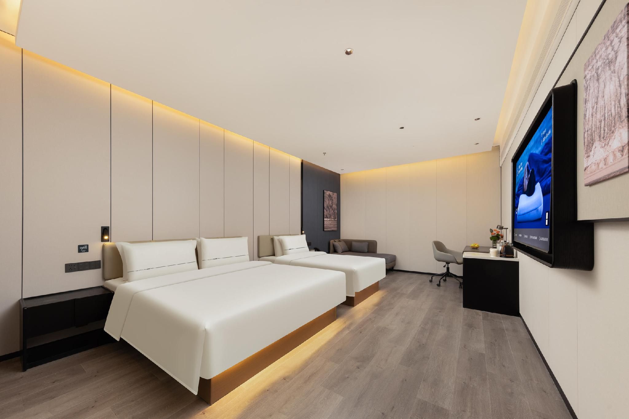 Atour - Premier Parent Kid Room