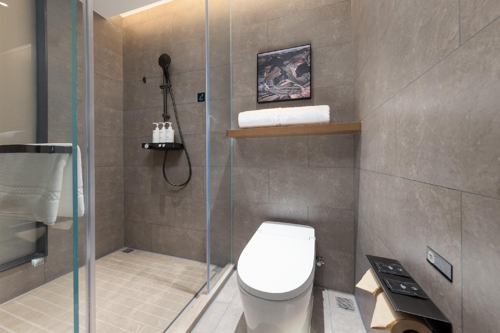 Executive room, Guest room, 1 Queen
