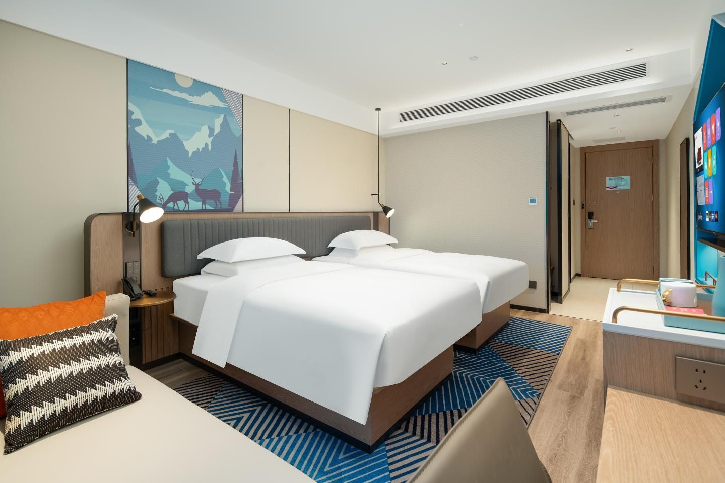 Dossen - Business Intelligent Twin Room