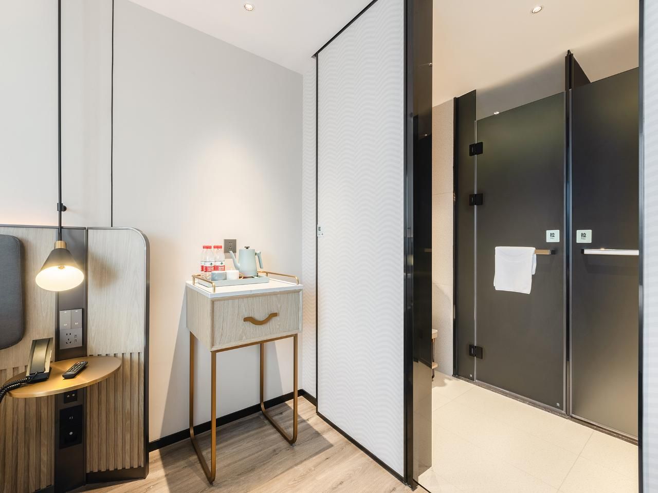Intelligent Standard Queen Room