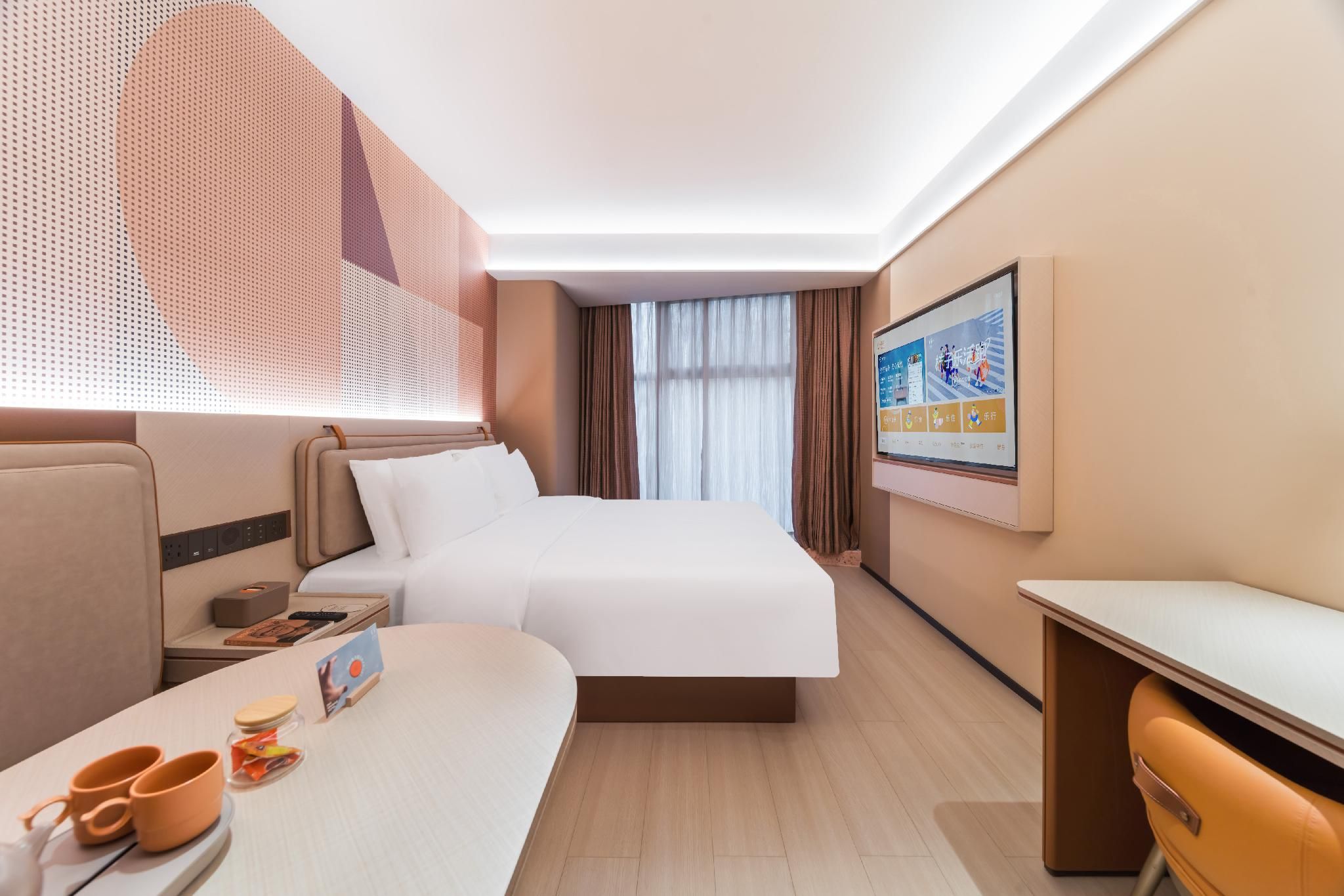 Business Queen Room