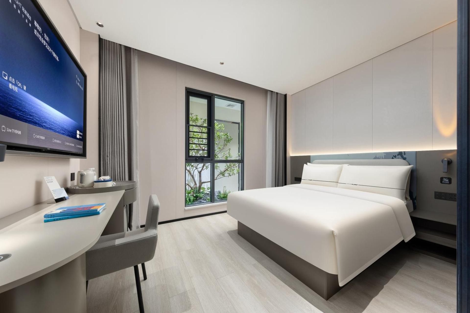 Comfort Double Room with Inner Window