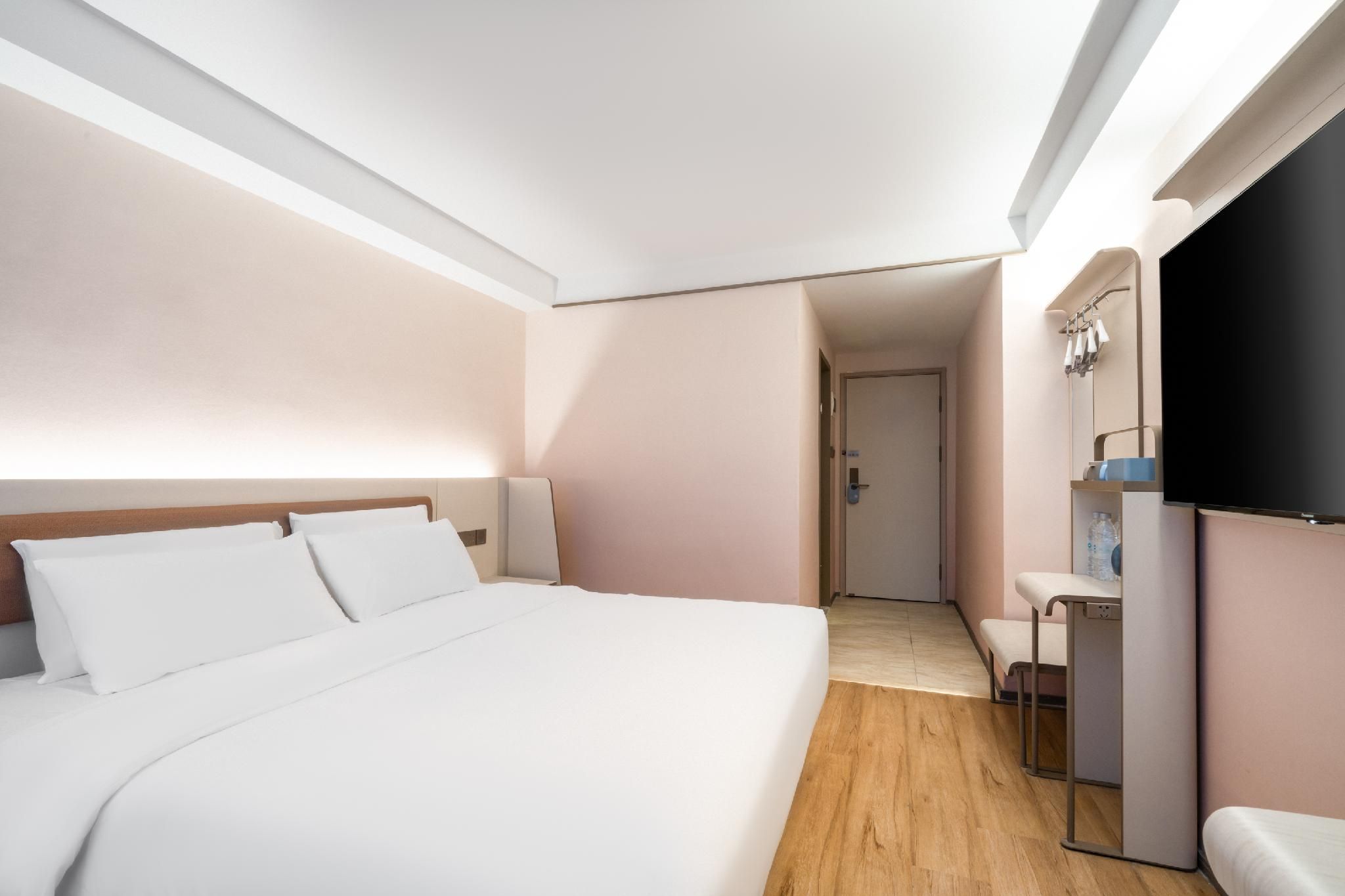 Hanting Hotel Guangzhou Tianpingjia Metro Station Huazhu - Room With Bed