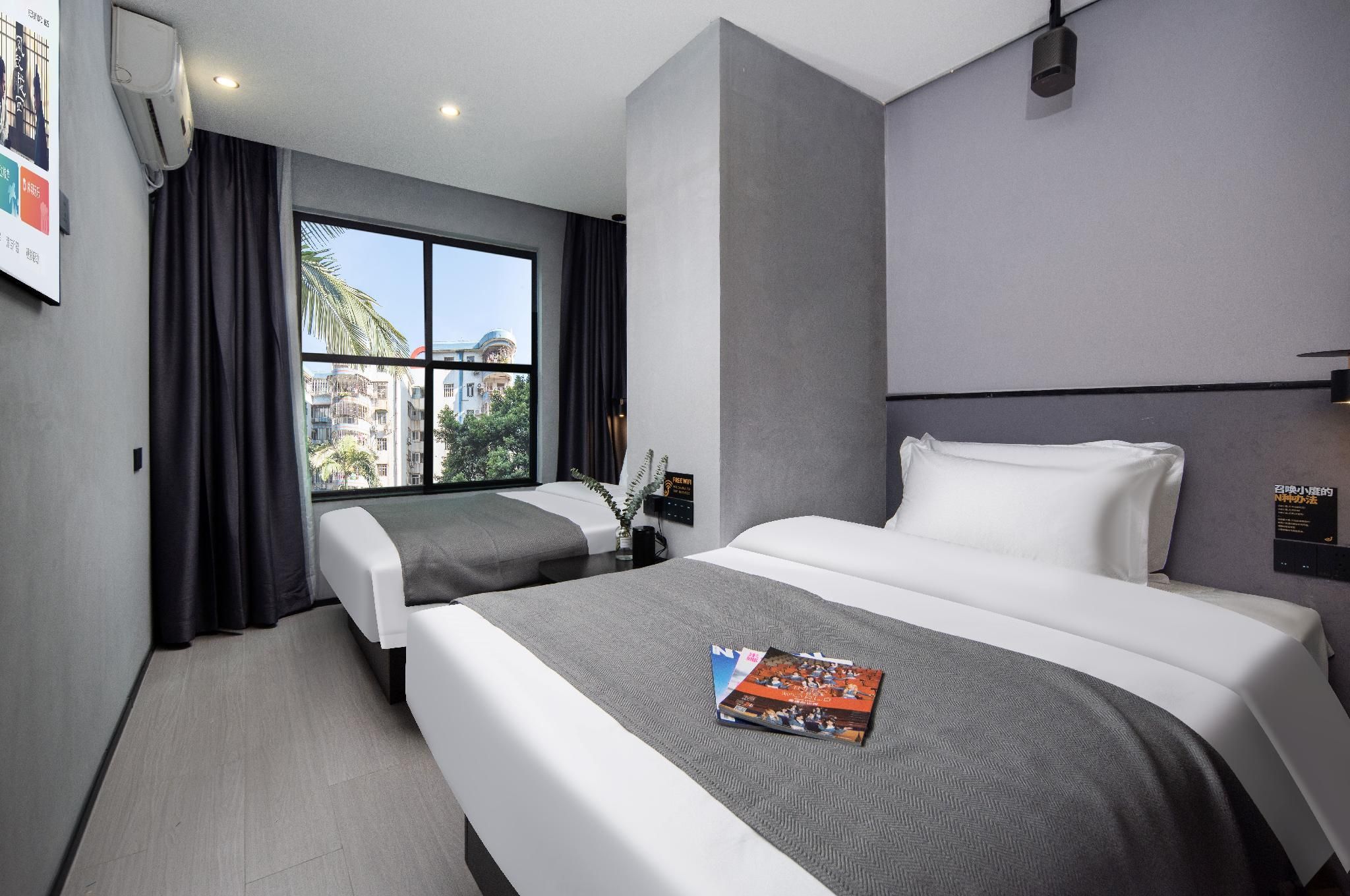 Twin Room with Shower