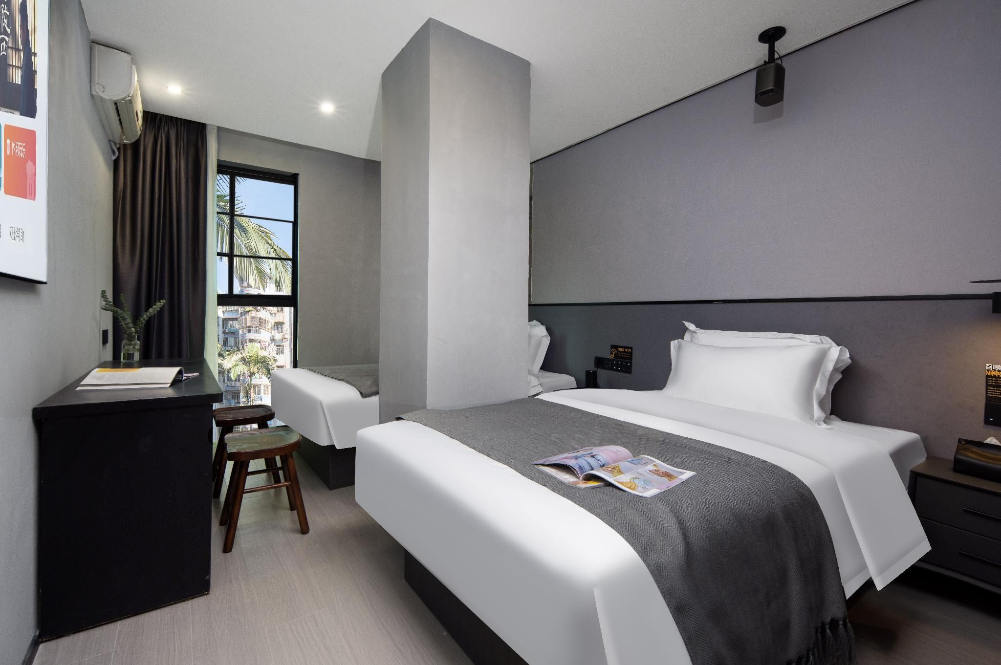 Twin Room with Shower