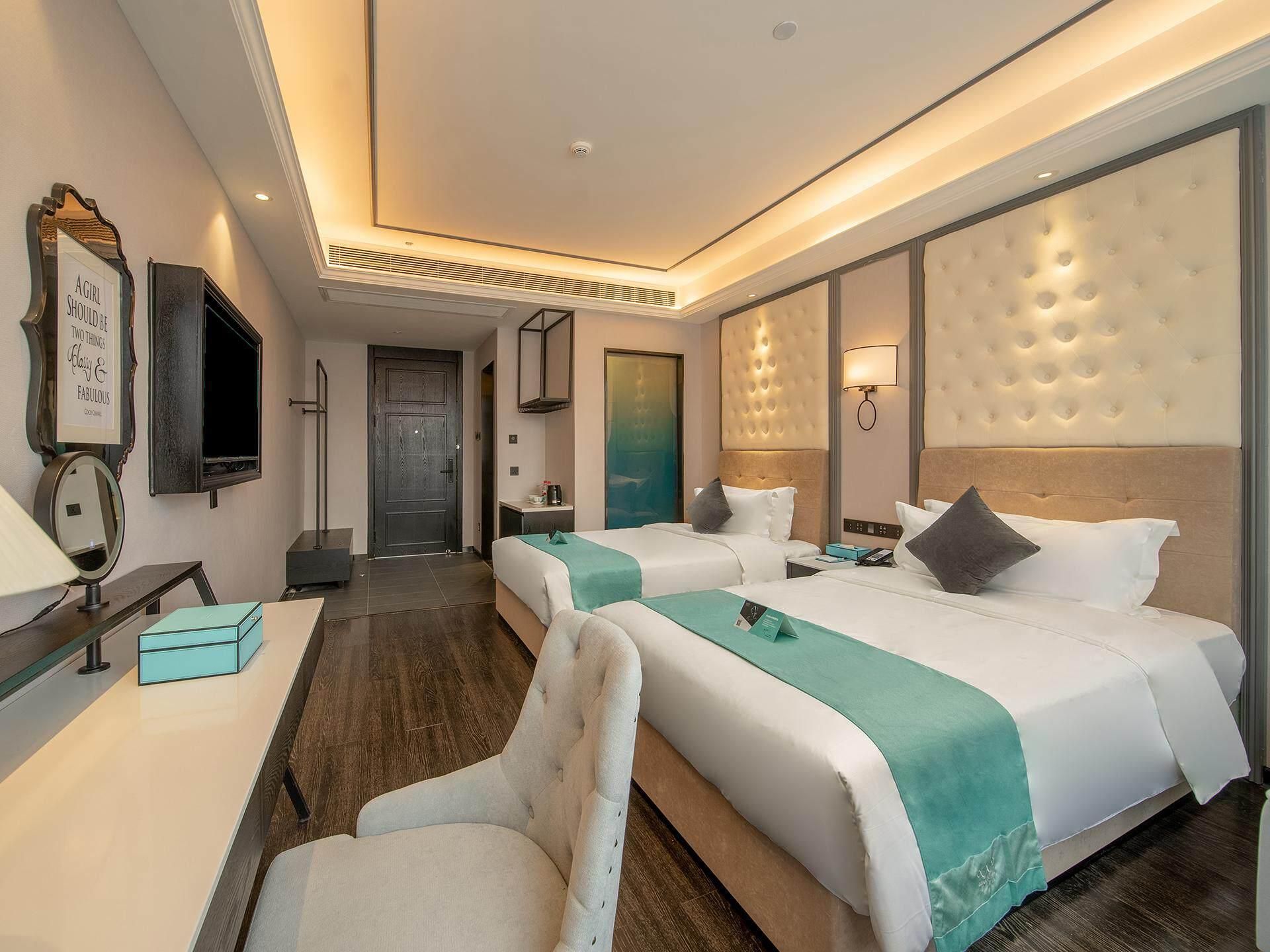 Xana - Visual Twin Room