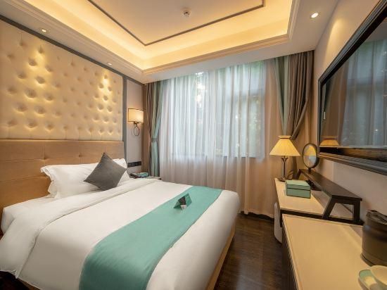 WH - Godness Romantic Bed Room