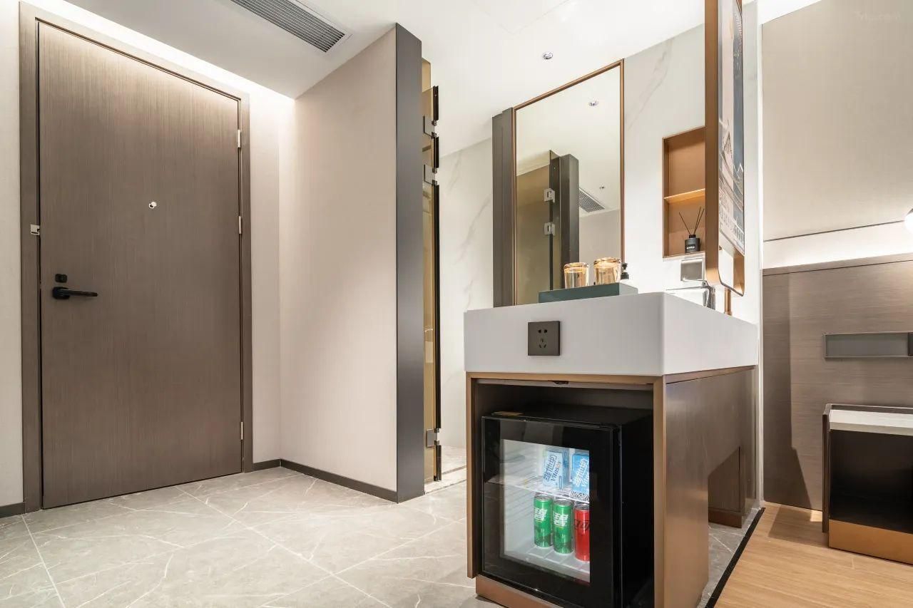 2 Bed Twin Superior Room