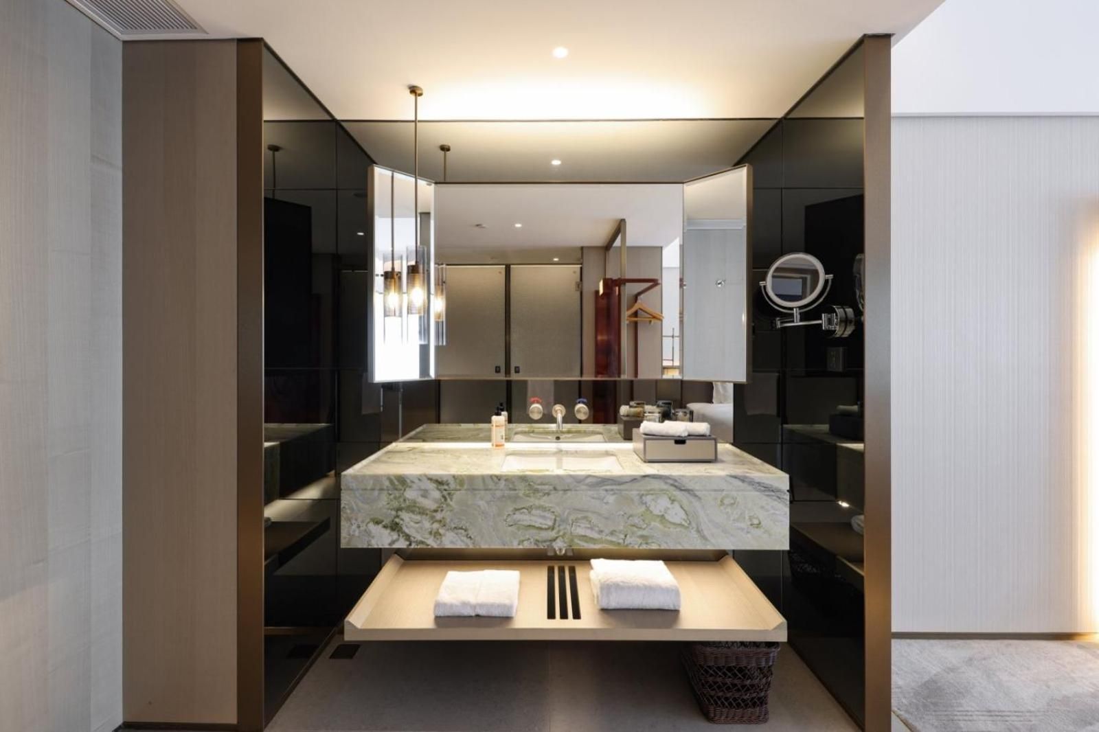 Deluxe Twin Suite - Smoking