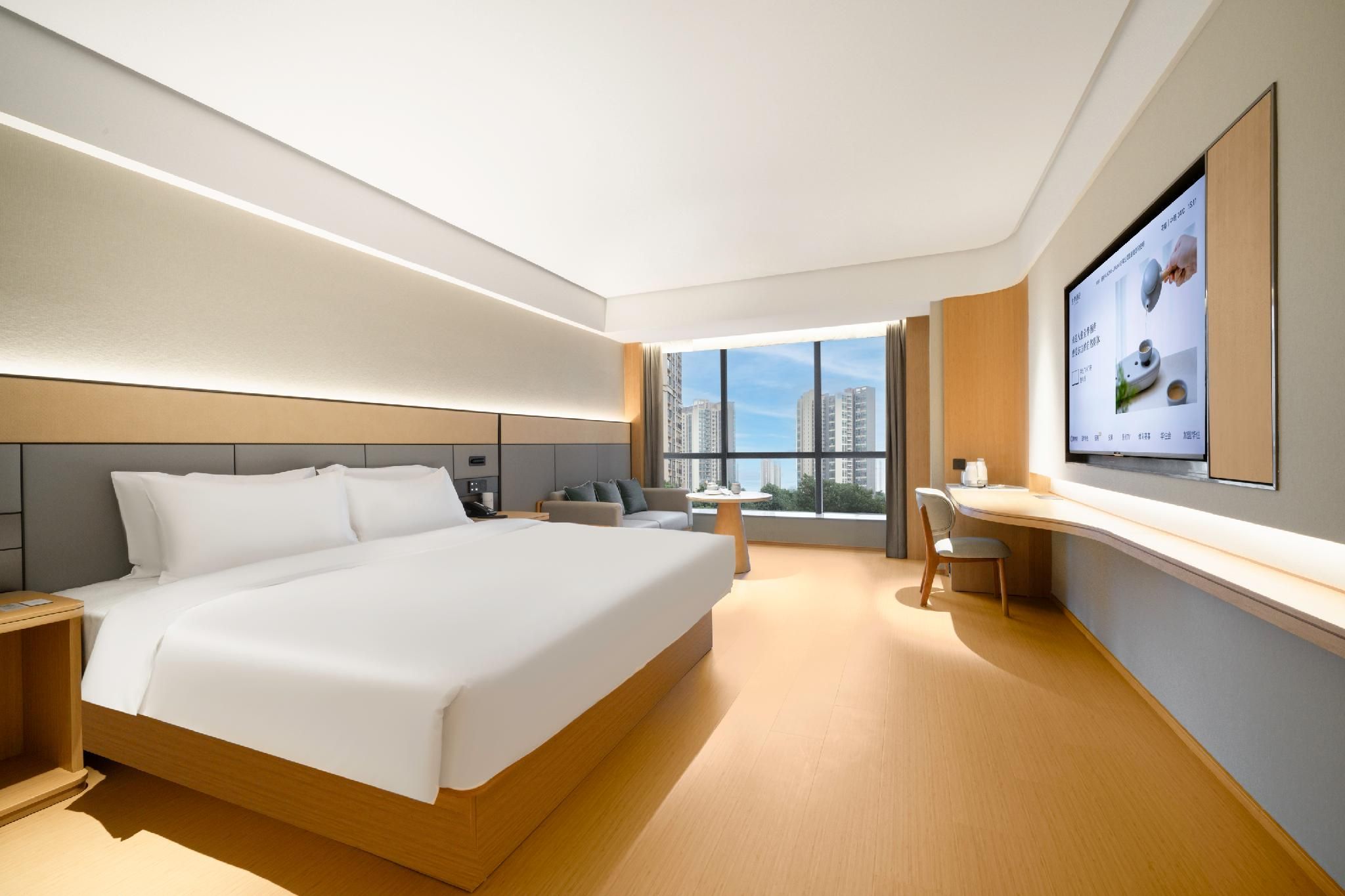 Deluxe Room Queen