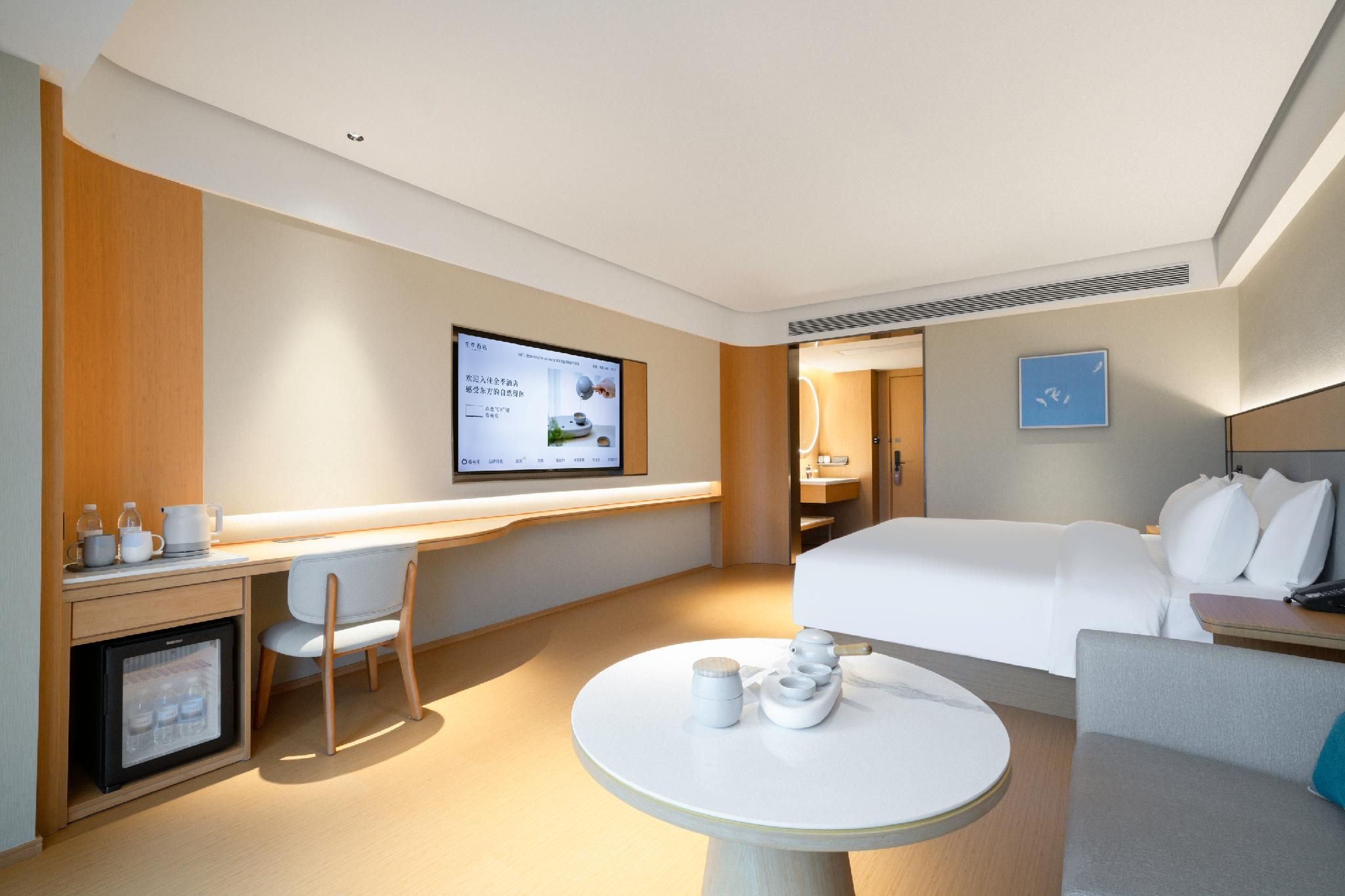 Deluxe Room Queen