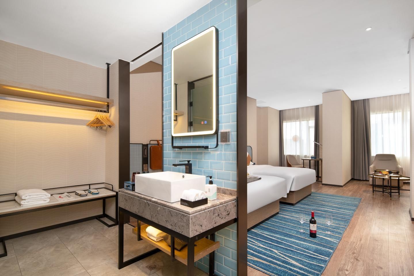 Dossen - Twin Room With City View