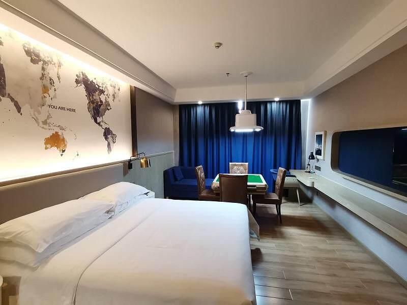 WH - Rongxiang 1 Bed Room, Chess