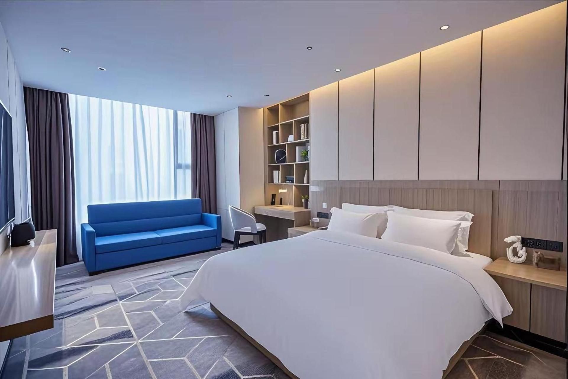 Deluxe Double Room with Bath